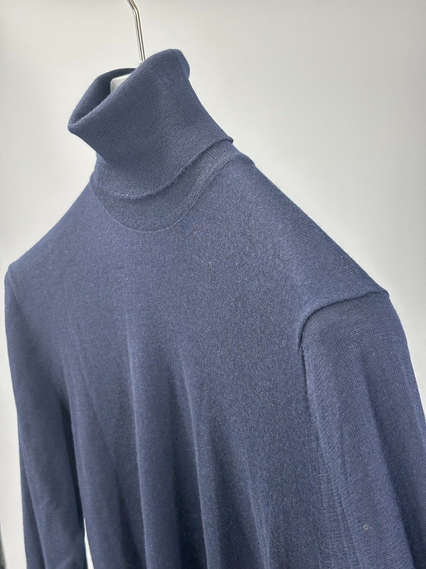 Prada prada men's turtleneck knit sweater in navy Size US M / EU 48-50 / 2 - 2 Thumbnail