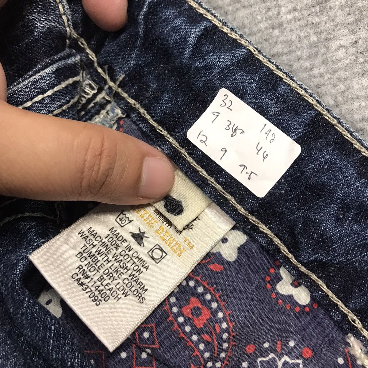 Antik Denim DENIM BAGGY ANTIK DENIM BOOTCUT DENIM PANTS Size US 32 / EU 48 - 14 Thumbnail