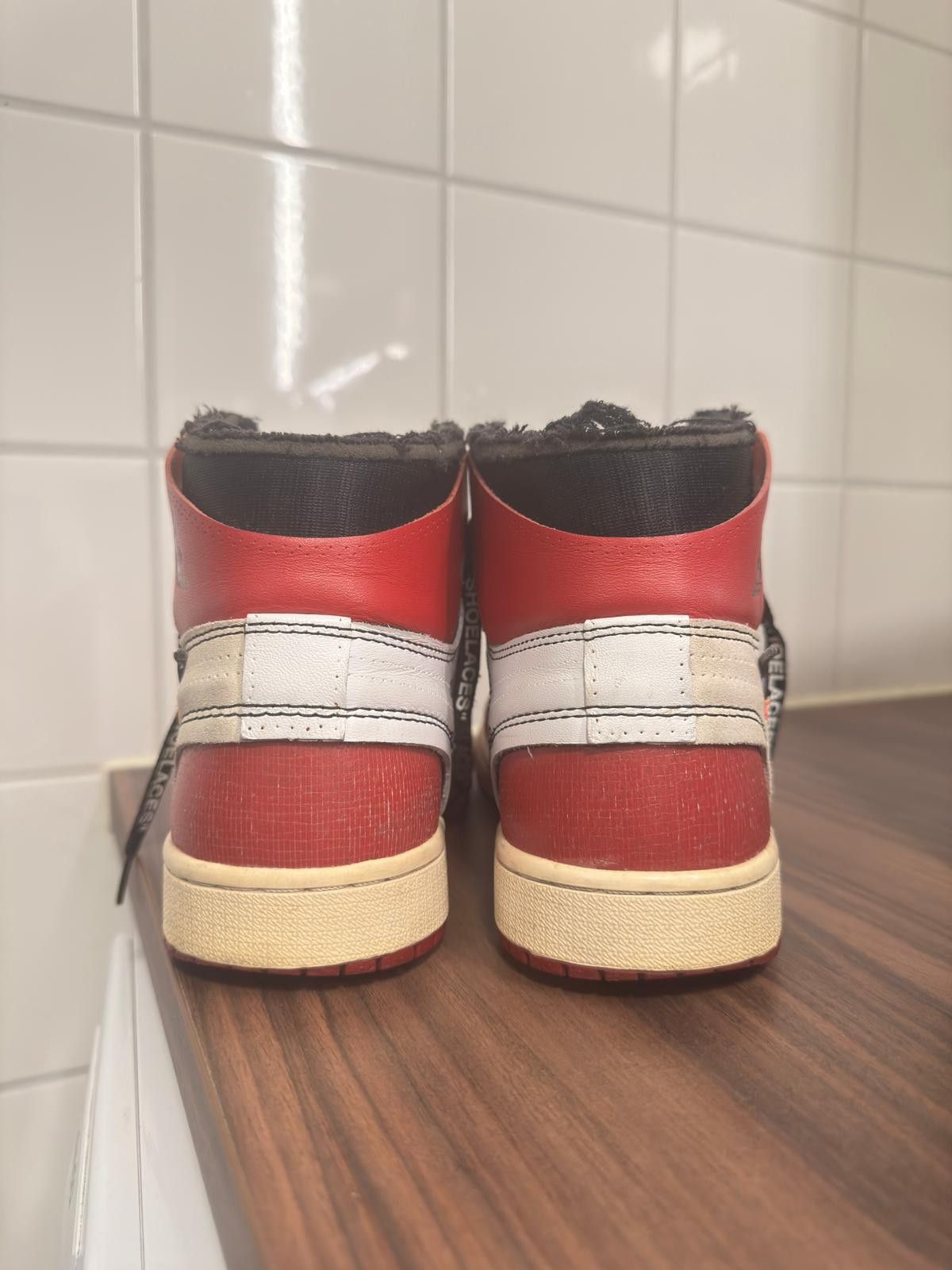 Jordan Brand × Off-White Off-White x Air Jordan 1 Retro High OG ‘Chicago’ Size US 8.5 / EU 41-42 - 5 Thumbnail