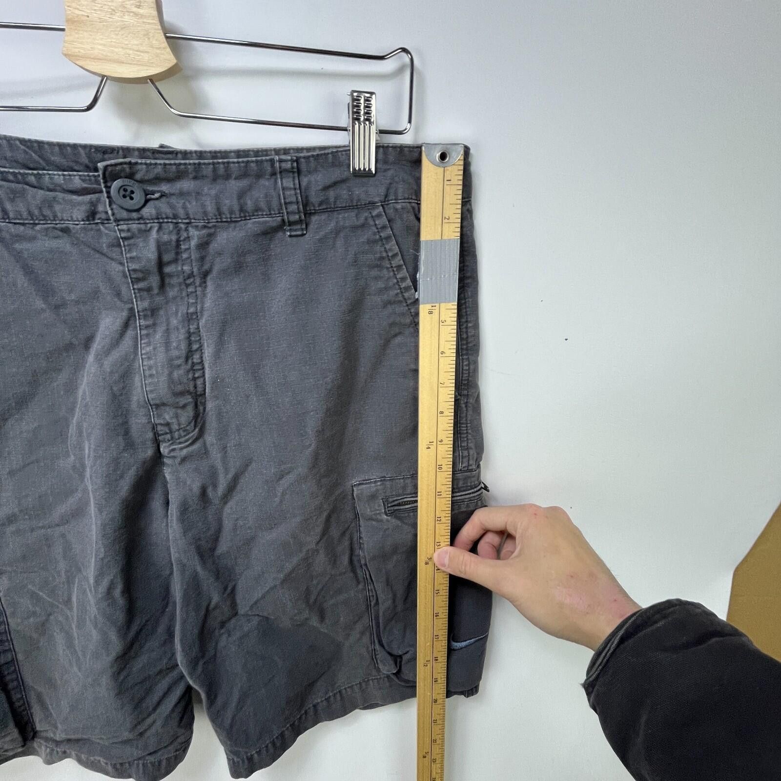 Nike Vintage Nike Y2K Shorts Swoosh 34 Size US 34 / EU 50 - 6 Thumbnail
