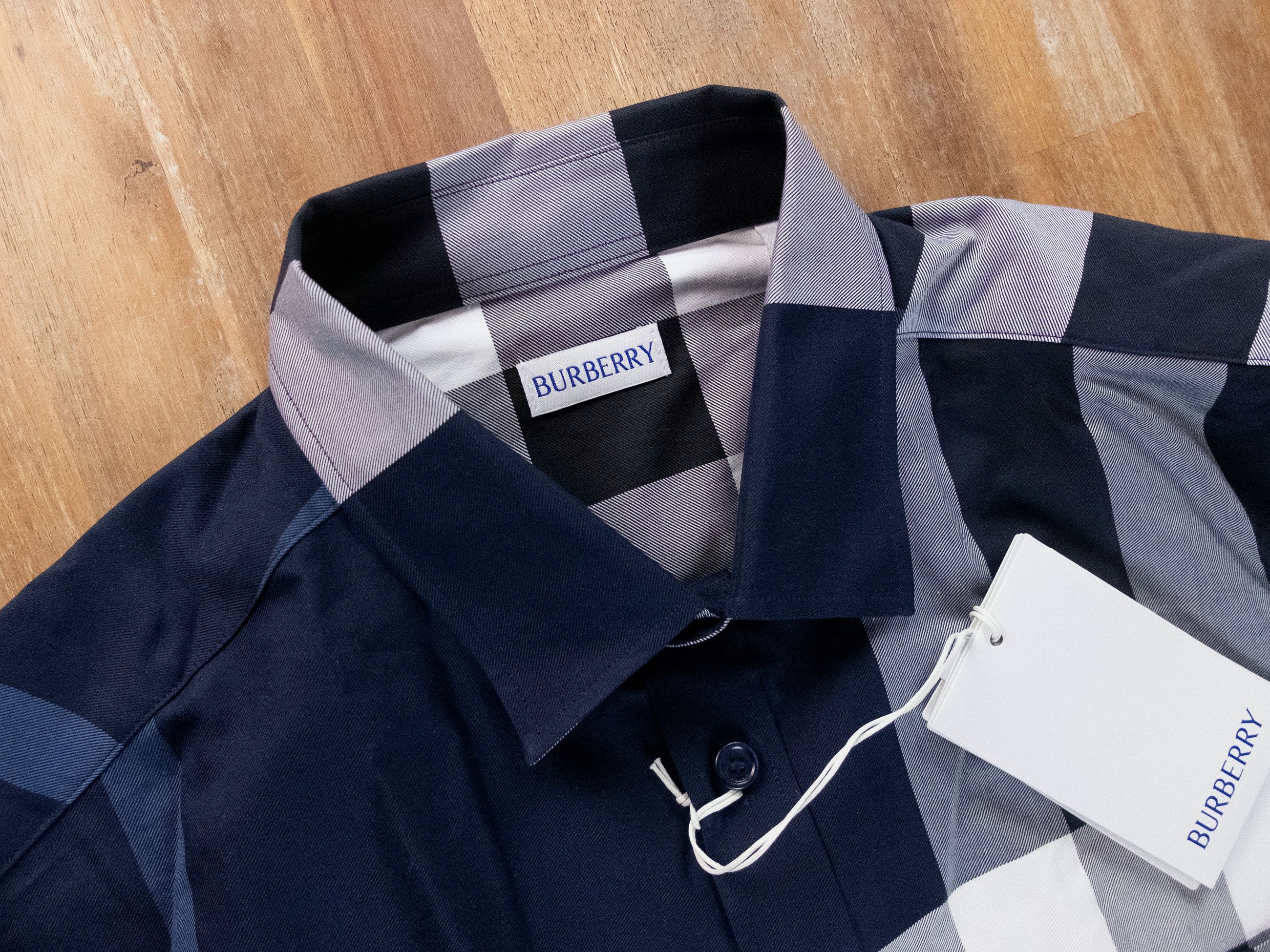 Burberry BURBERRY navy blue slim fit classic check cotton shirt M Size US M / EU 48-50 / 2 - 7 Thumbnail