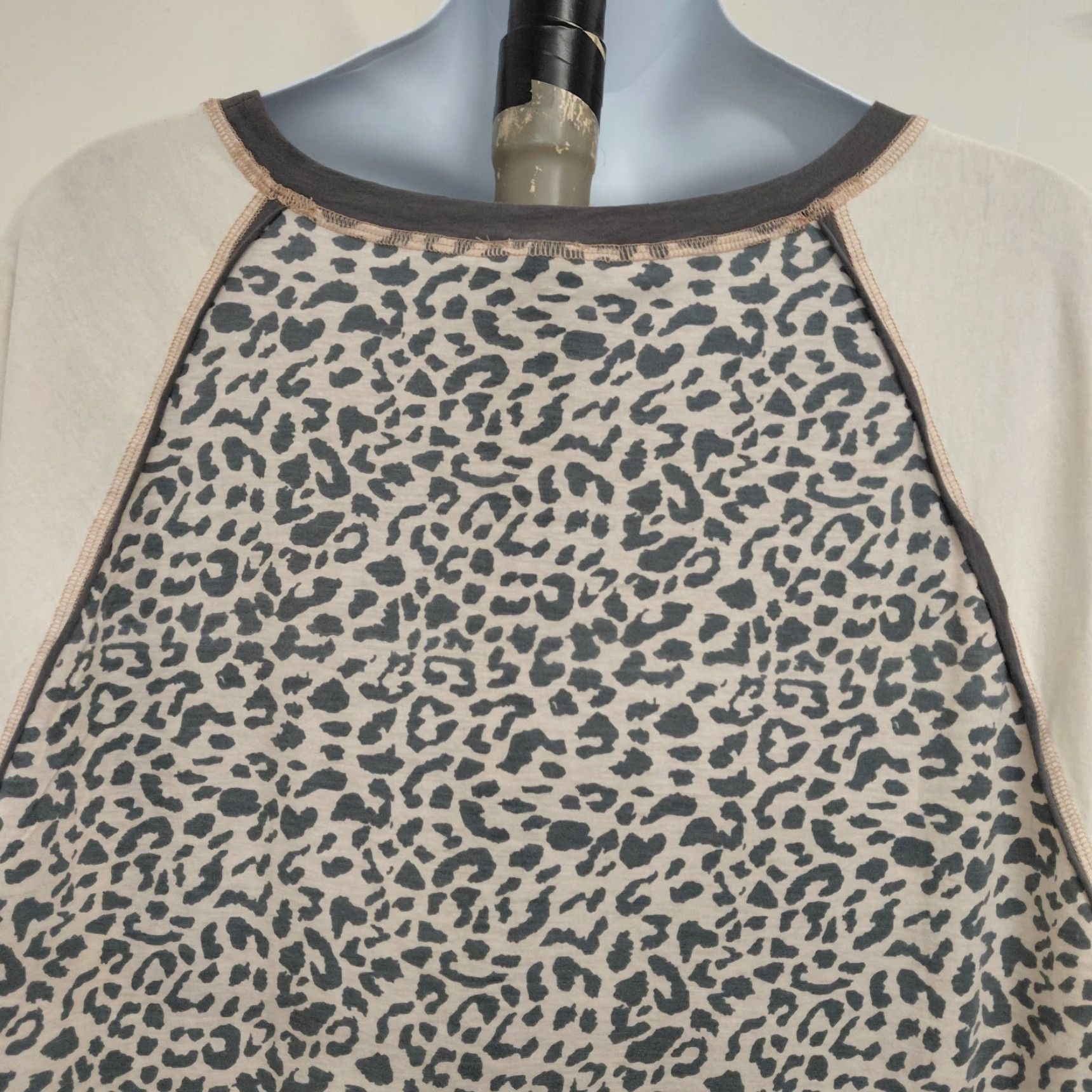 Vintage Jodifl Shirt Womens 1X Beige Leopard Print Blouse 3/4 Sleeve Top Mom Casual Autumn Western Womens Size XL / US 12-14 / IT 48-50 - 6 Thumbnail