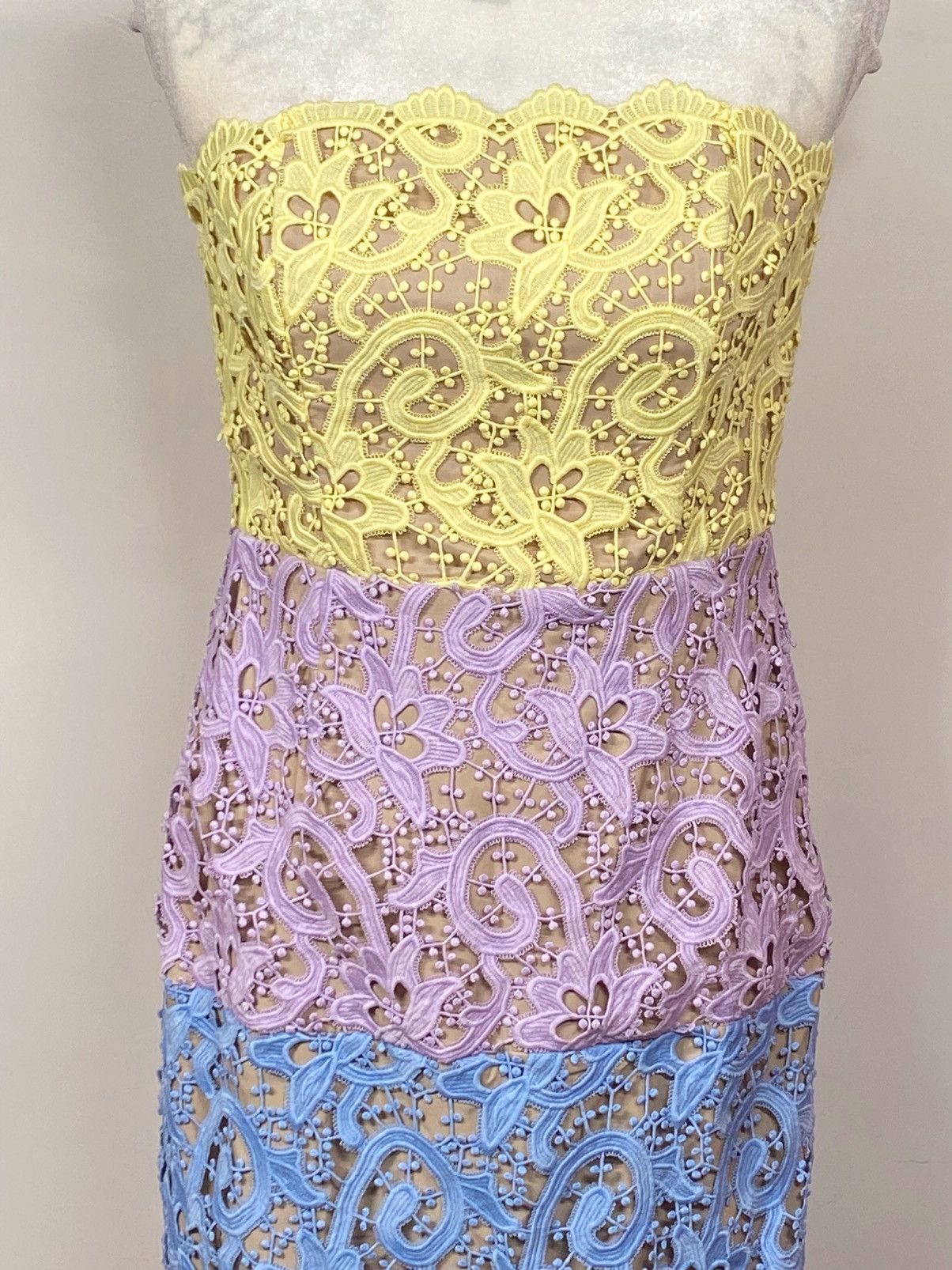 MILLY Milly Kait Colorblocked Lace Cocktail Dress size 10 Size L / US 10 / IT 46 - 6 Thumbnail