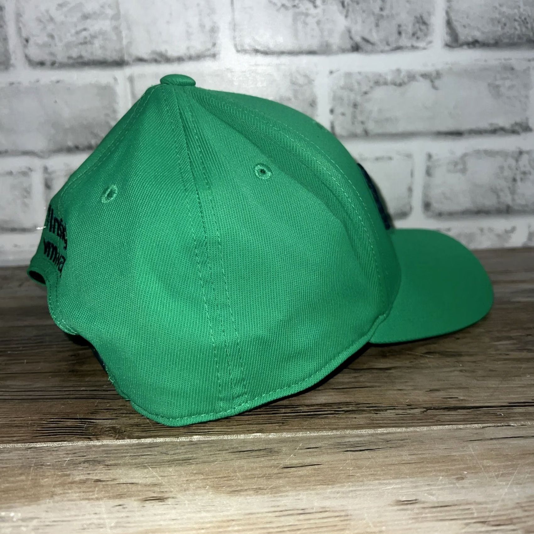 Vintage NWT Black Clover Green Snap Back Hat Men One Size Green Snapback Hat Mens Green Clover Snapback Hat NWT Size ONE SIZE - 2 Thumbnail