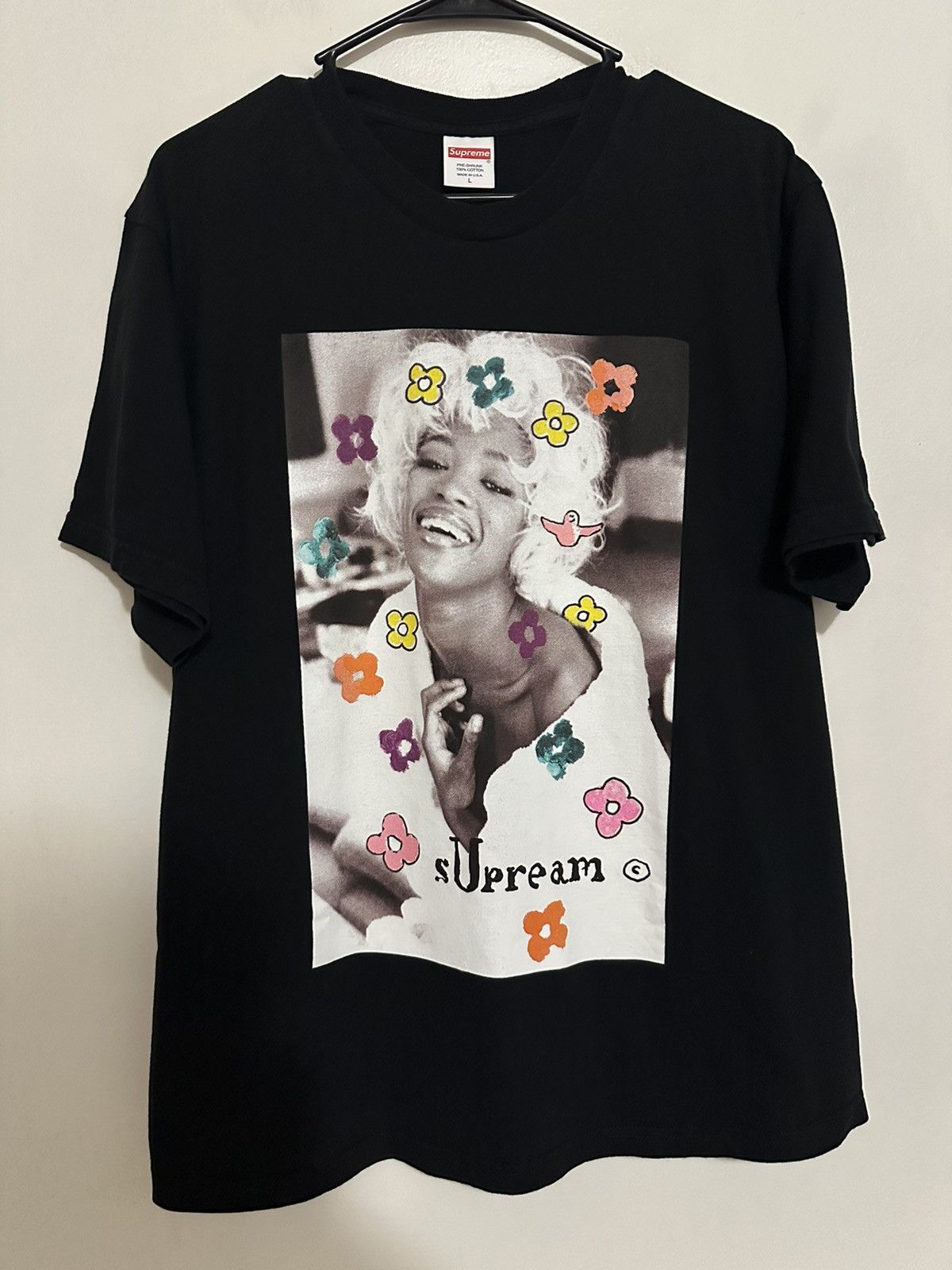 トップス Supreme Naomi Tee Supreme SS20 Week 1 Naomi Tee Character Printing Short