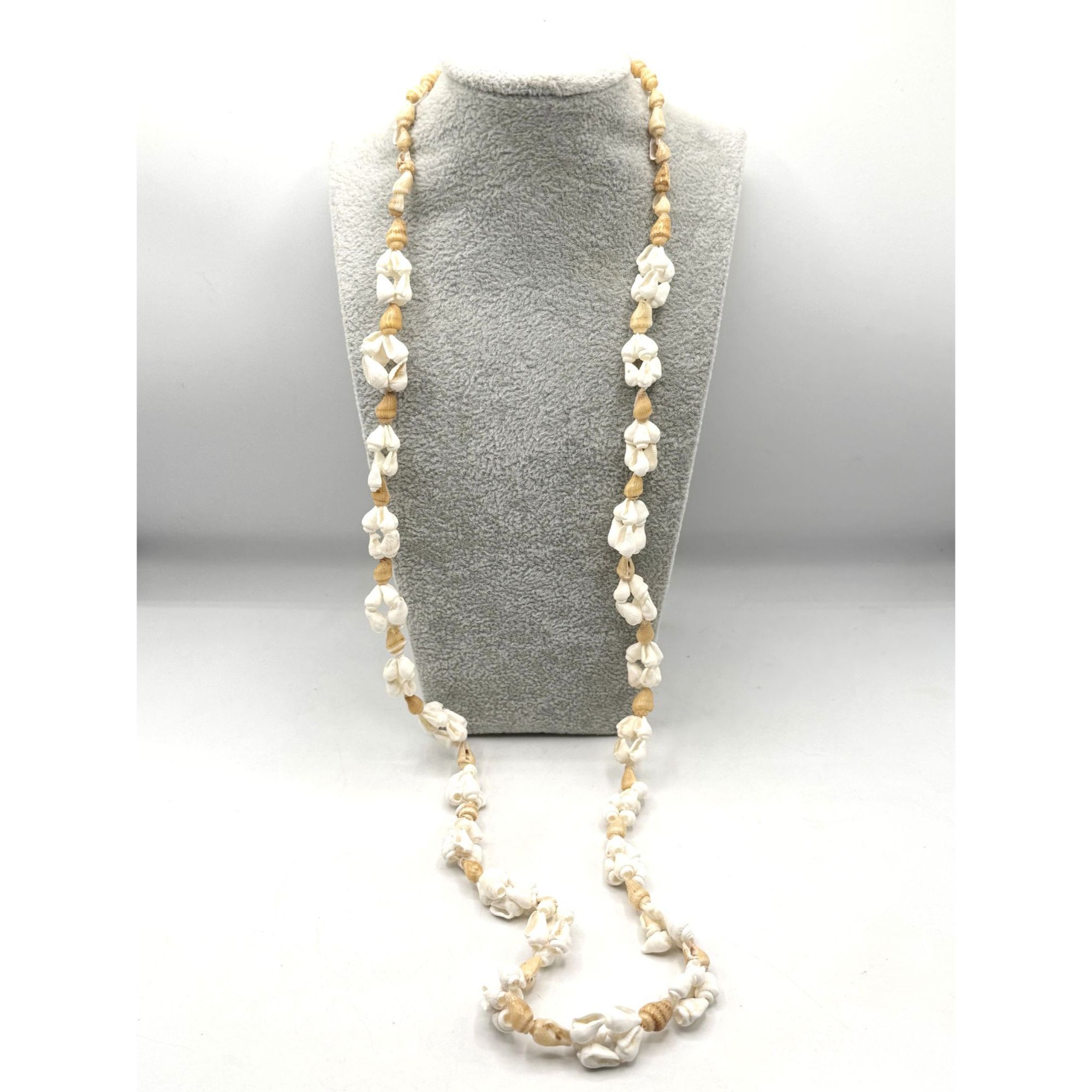 Vintage Vintage sea shell seashell beaded necklace Size ONE SIZE - 1 Thumbnail