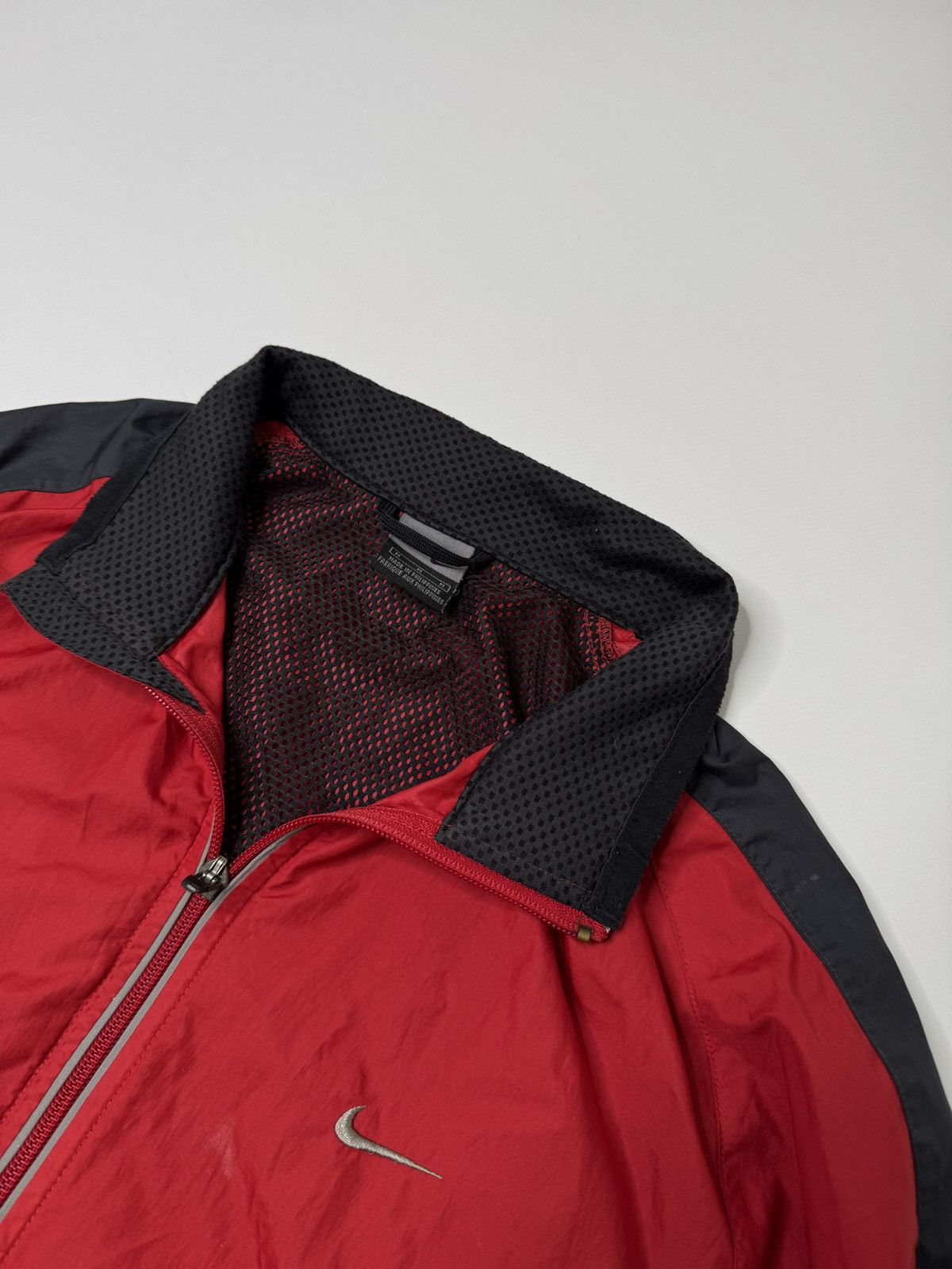 Nike Vintage 90s 00s Nike red light jacket windbreaker swag sk8 Size US M / EU 48-50 / 2 - 2 Thumbnail