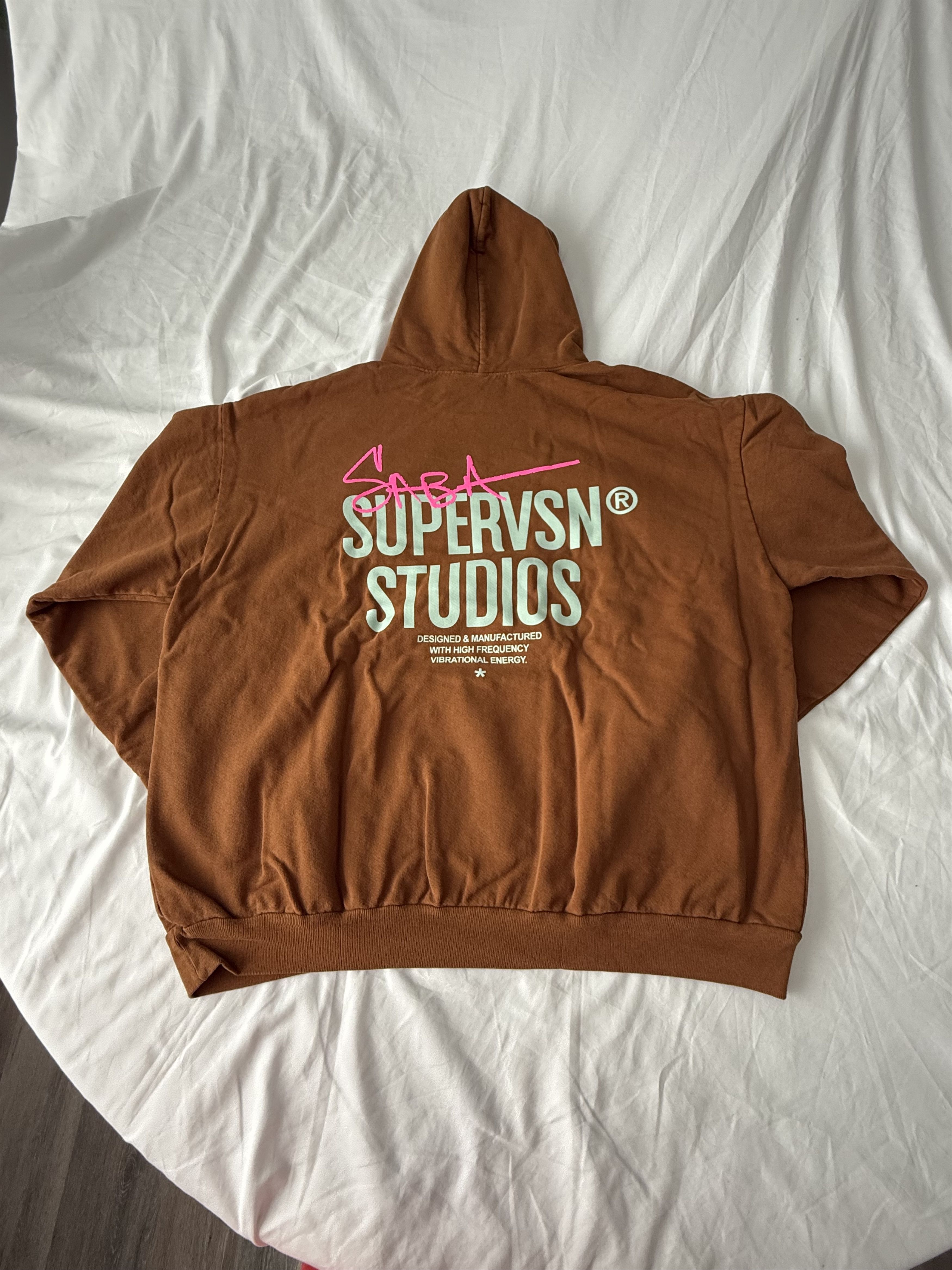 Supervsn Supervsn Studios x Saba "Few Good Things" Size US XXL / EU 58 / 5 - 2 Thumbnail