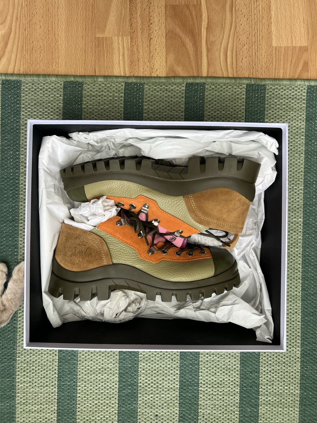 Calf Grain Hiking Sneaker