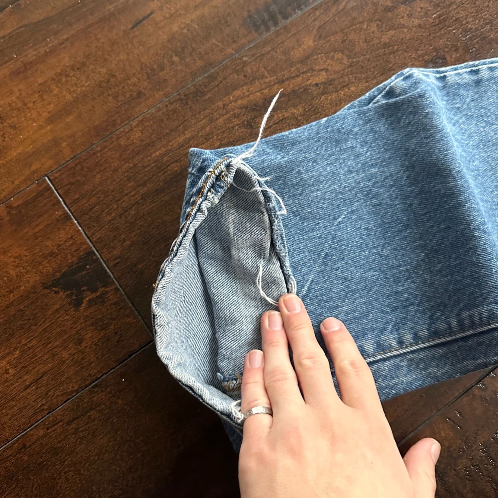 Levi's VINTAGE Levi's 505 Jeans Men 36x36 Light Wash 80s Straight Fit Cotton Denim Size US 36 / EU 52 - 5 Thumbnail
