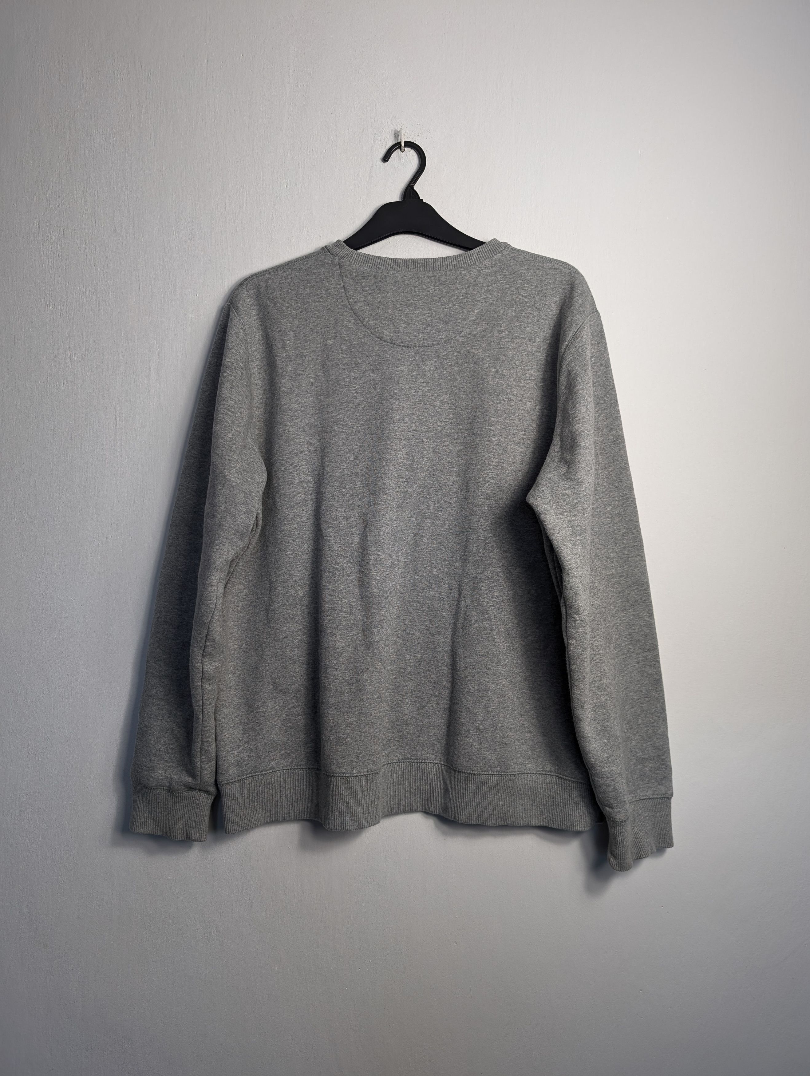 Nike × Vintage Nike 00s Crewneck Sweatshirt Nike Spell Out Size US XL / EU 56 / 4 - 4 Thumbnail