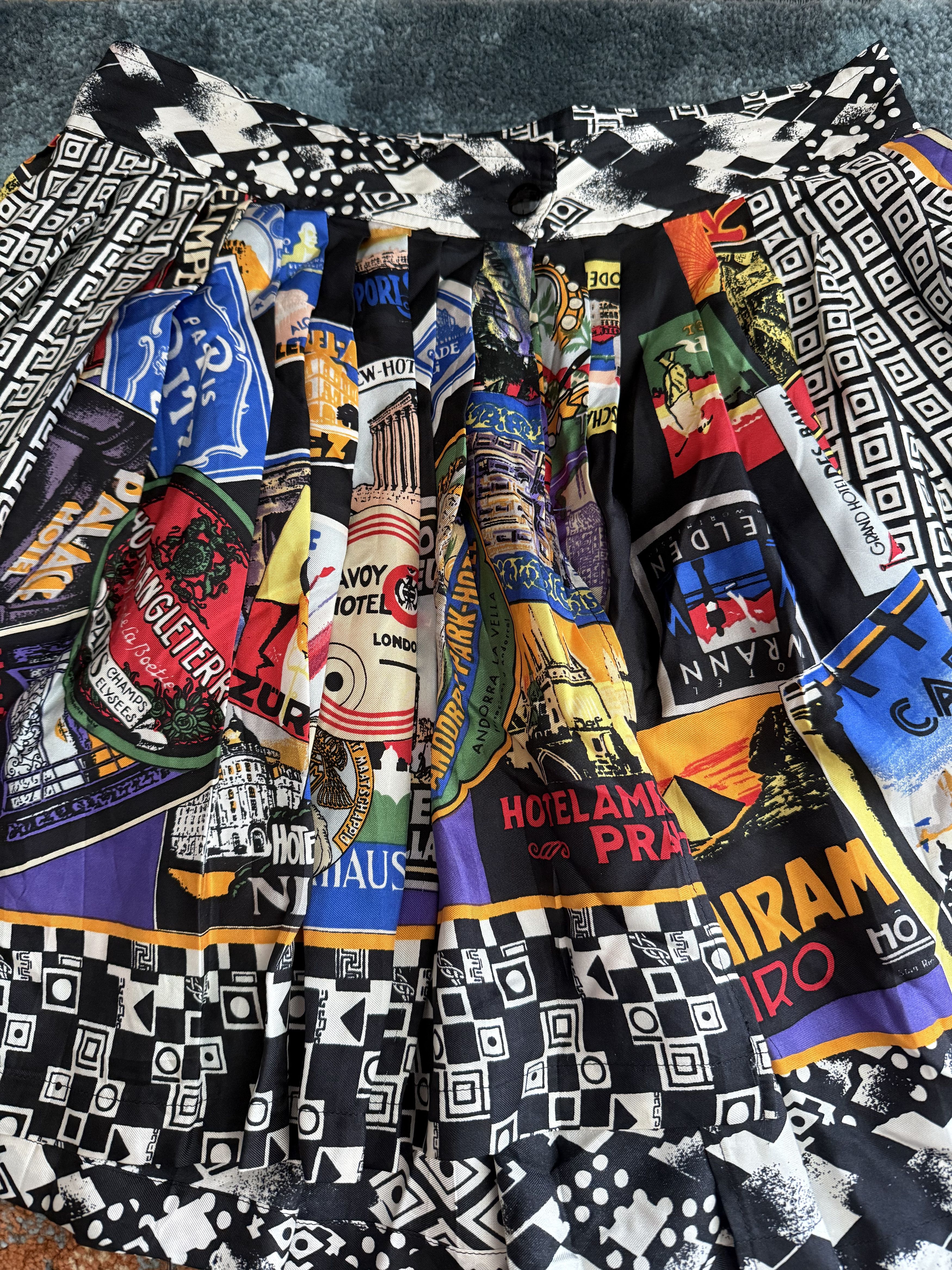 Versace Gianni Versace 90s Vintage Hotels Geometric Prints silk Size 27" / US 4 / IT 40 - 2 Thumbnail