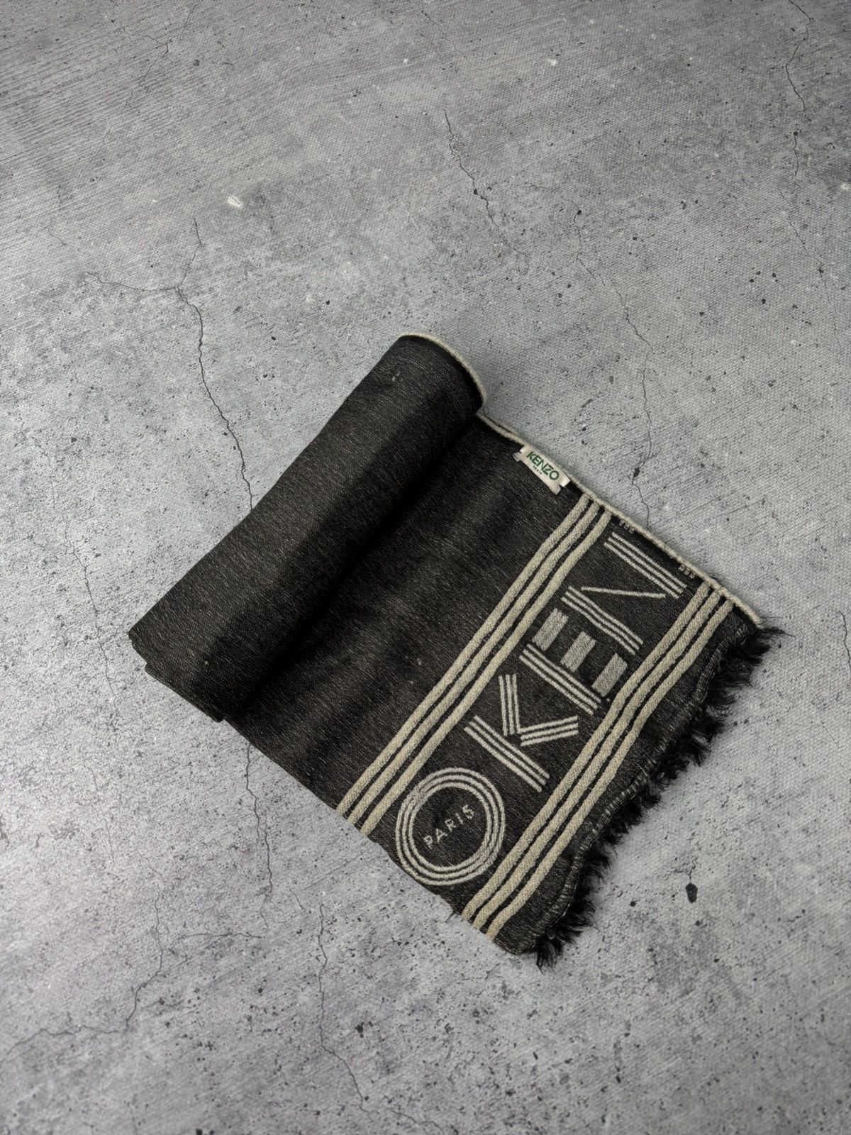 Kenzo Vintage Kenzo Y2K Scarf Size ONE SIZE - 1 Thumbnail