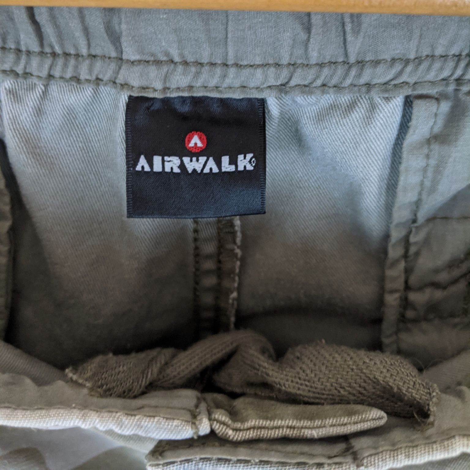 Airwalk Vintage AIRWALK Camouflage Military Cargo Pant Size US 35 - 12 Thumbnail