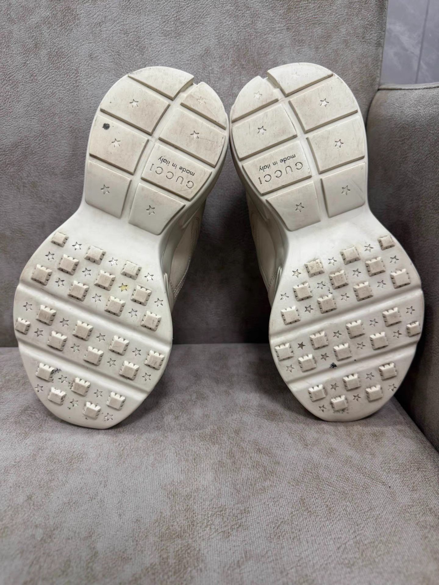 Gucci GUCCI Rhyton Lip Print Low-Top Sneakers K13 Size US 7 / IT 37 - 3 Thumbnail
