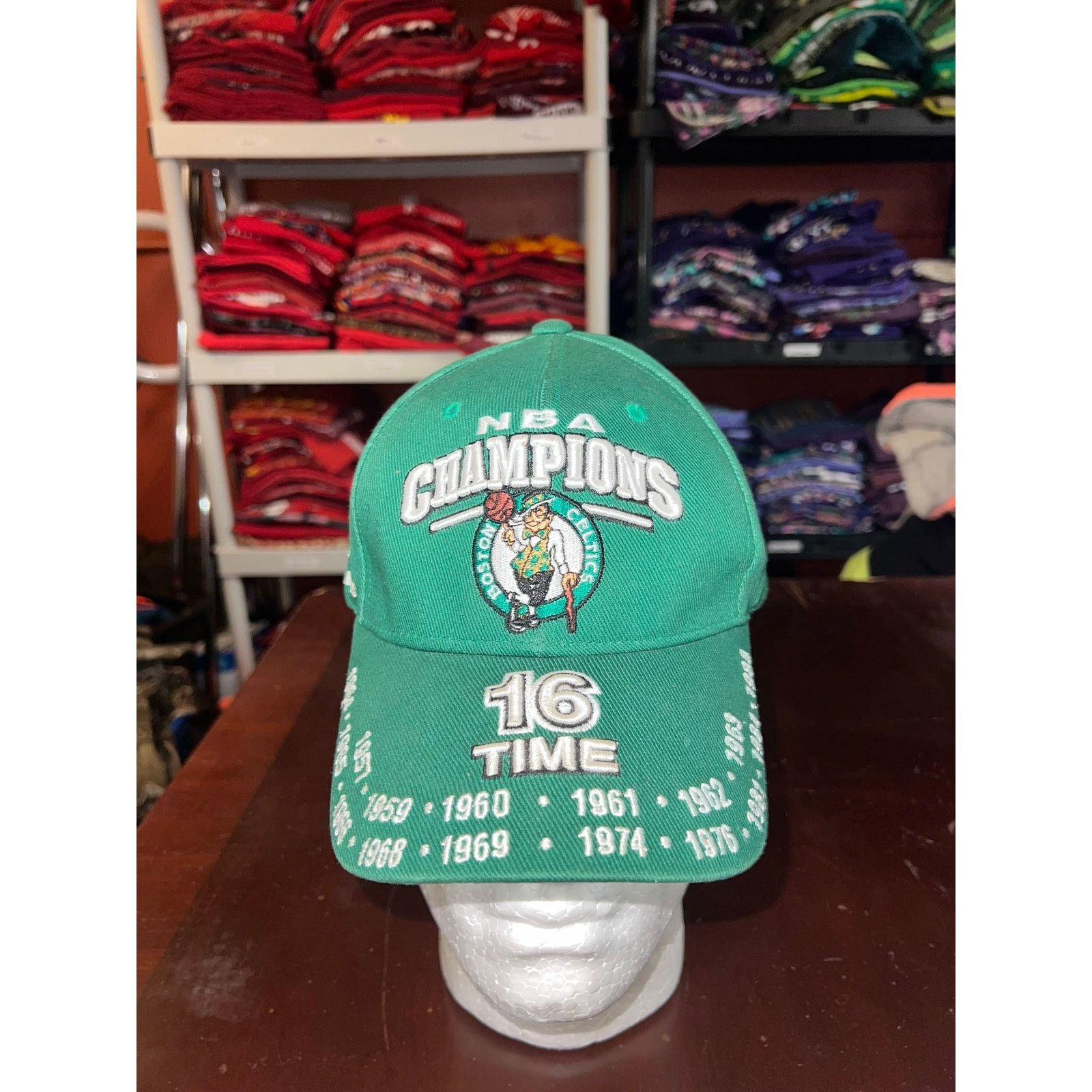 Reebok Boston Celtics NBA Champions Hat 16 Time Champs Green Cap Size ONE SIZE - 1 Thumbnail