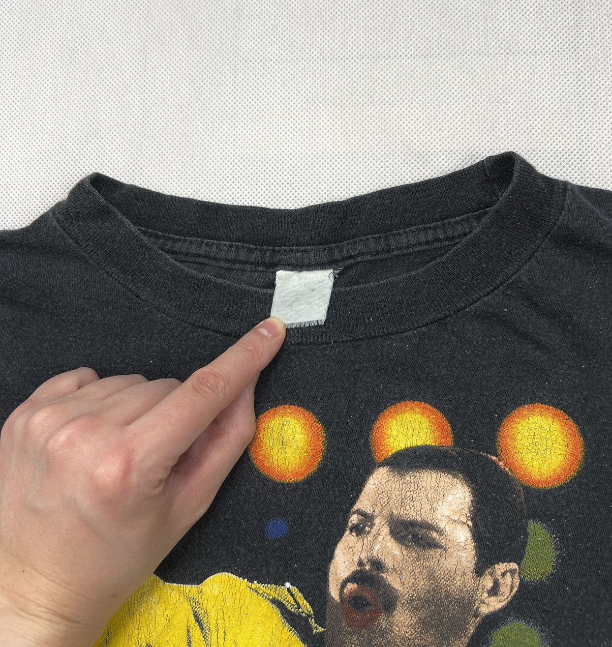 Band Tees Rare Tshirt Queen Freddie Mercury 1991 Official Print Size US M / EU 48-50 / 2 - 5 Thumbnail