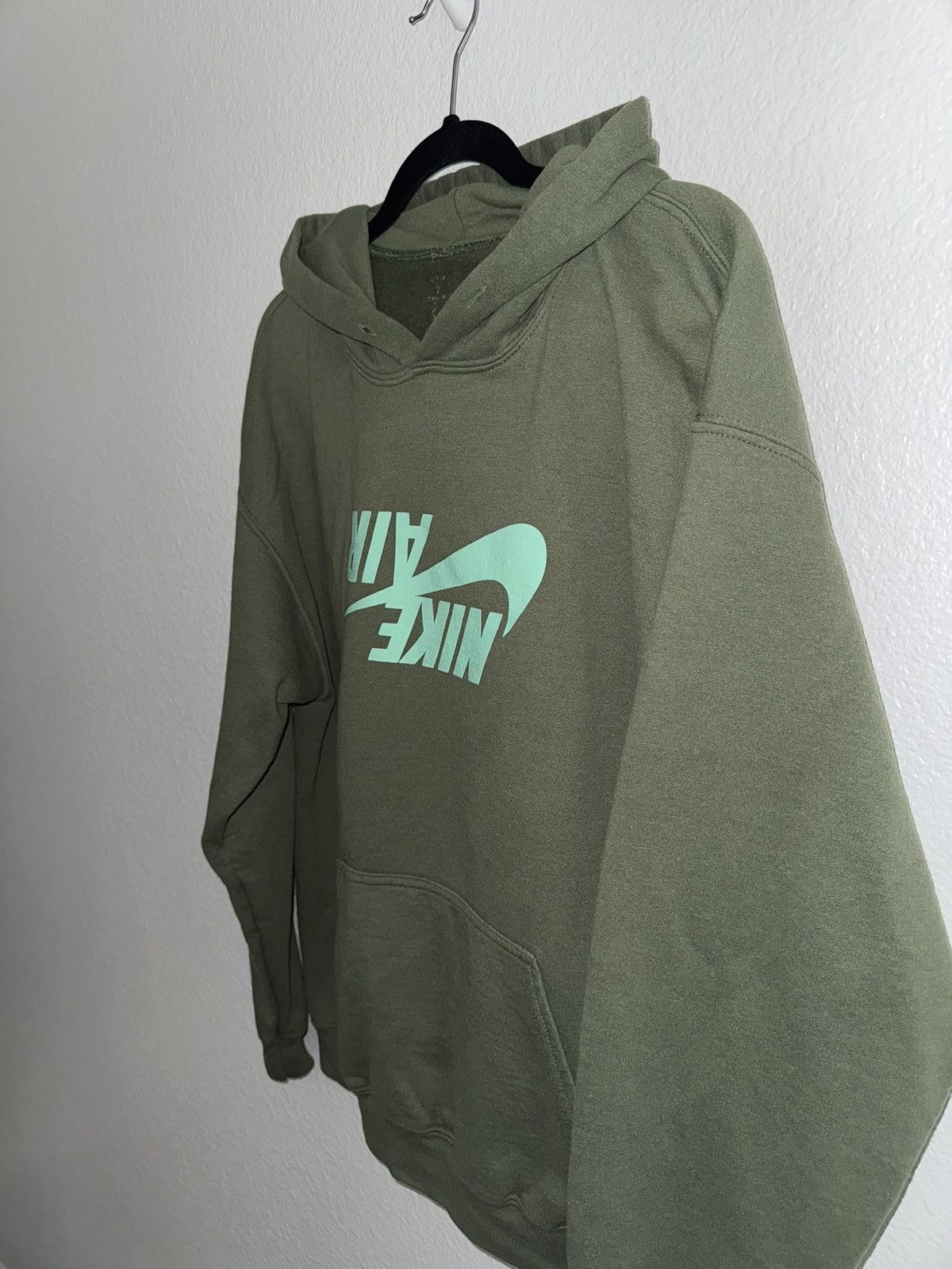 Jordan Brand × Travis Scott Nike Travis Scott x Jordan Cactus Jack Highest Hoodie Size US L / EU 52-54 / 3 - 2 Thumbnail