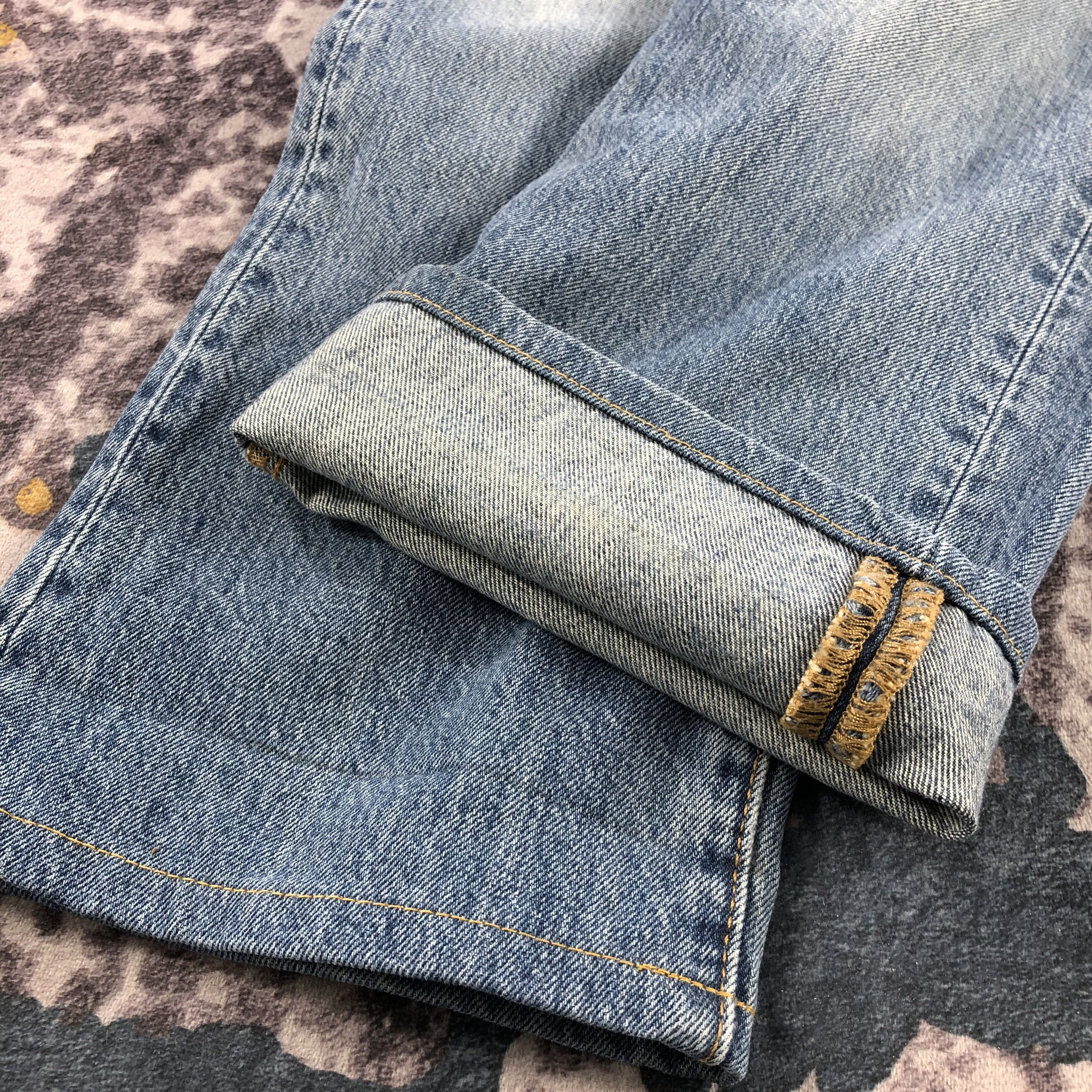 Levi's × Vintage Vintage Light Wash Levis 501 Jeans-JM2720 Size US 33 - 7 Thumbnail