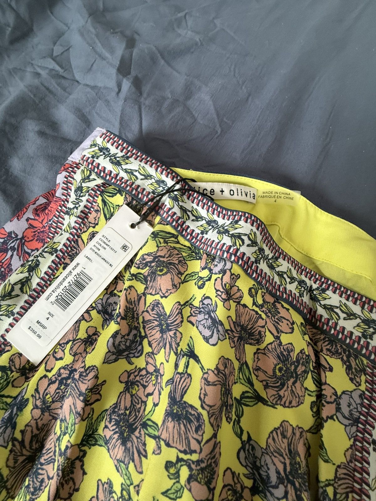 Alice + Olivia Alice + Olivia summer skirt Brand New Size 25" / US 0 / IT 36 - 2 Thumbnail
