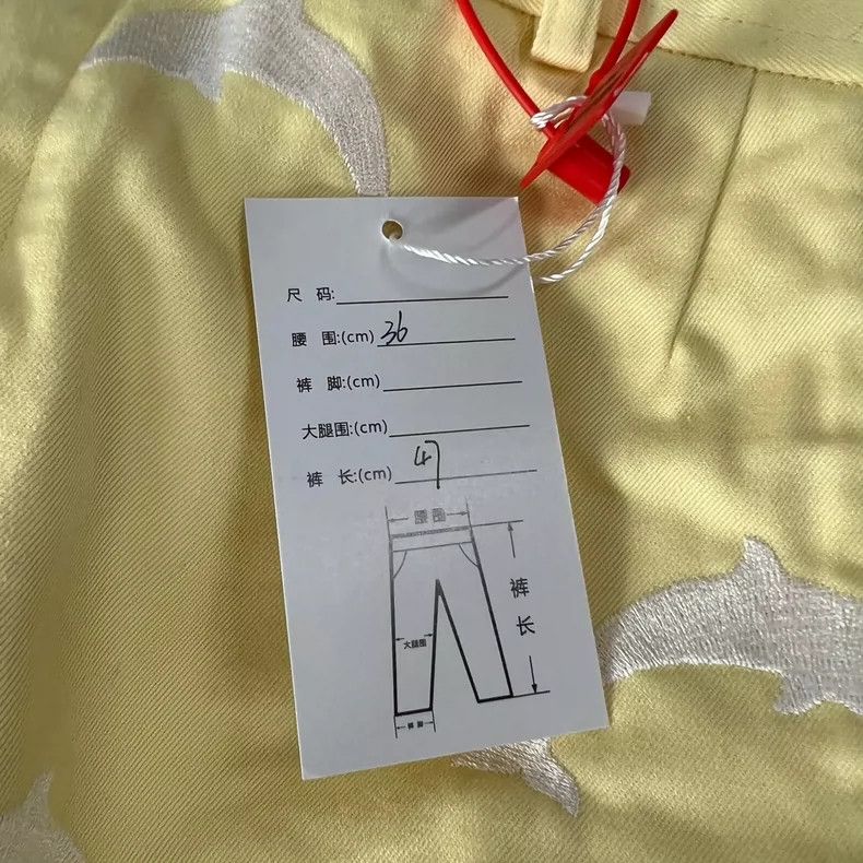 Thom Browne Thom Browne size00 Embroidered whale shorts Size US 28 / EU 44 - 6 Thumbnail