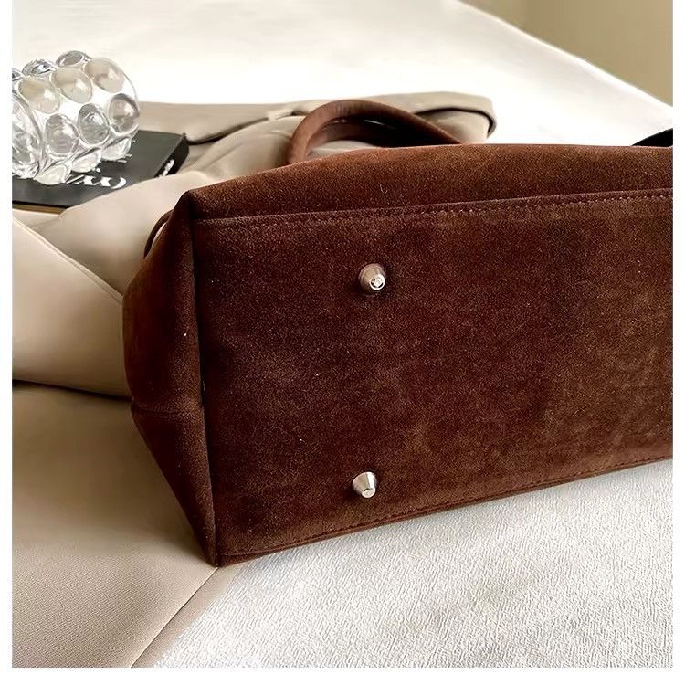 Vintage Retro 90s style suede hobo shoulder trendy brown bag y2k Size ONE SIZE - 10 Thumbnail