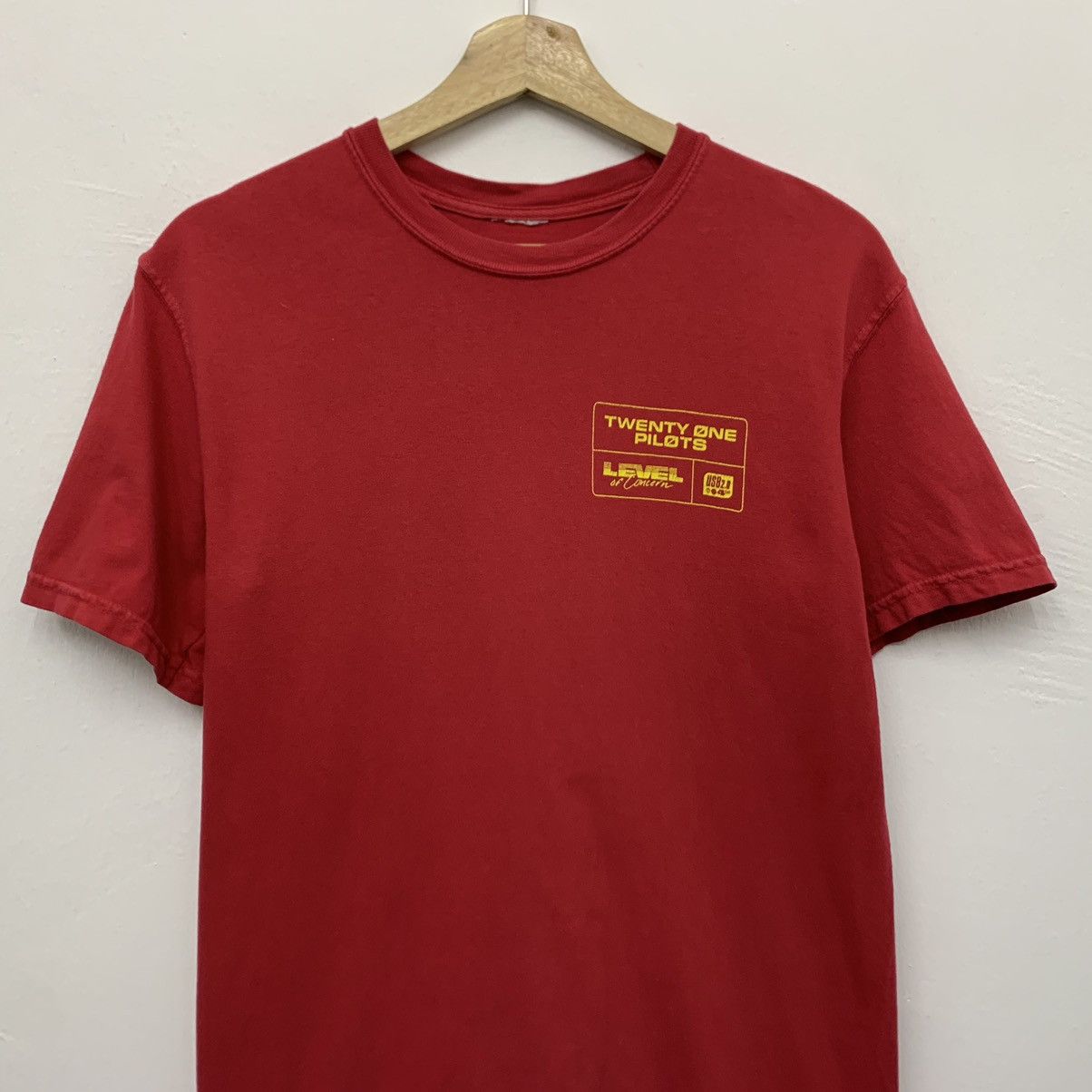 Band Tees Twenty One Pilots Level Of Concern Band T-Shirt Size US S / EU 44-46 / 1 - 3 Thumbnail