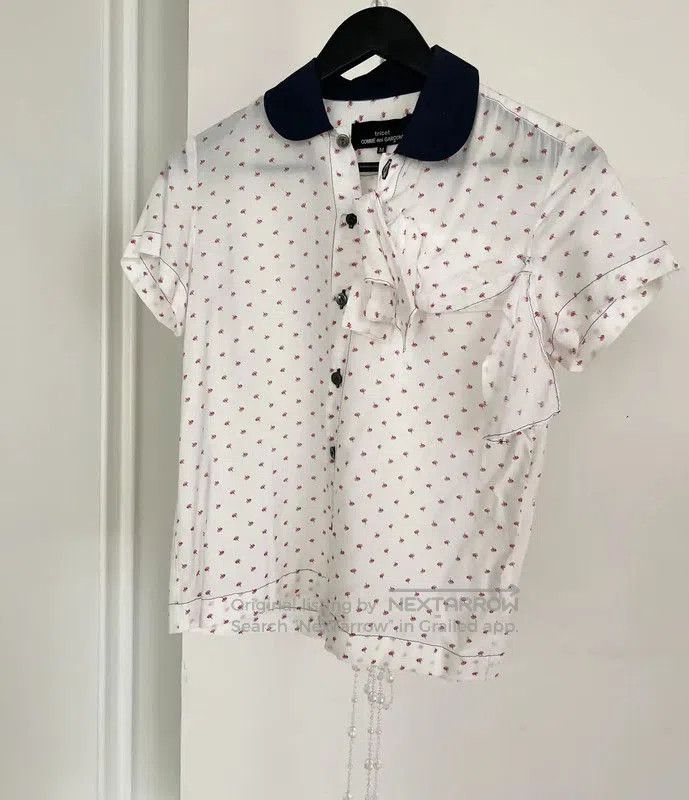 Comme des Garçons Beige Women's T-Shirt .