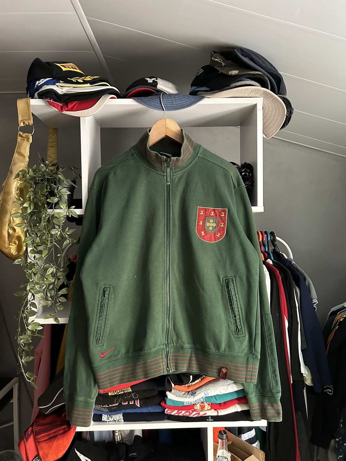 Nike × Vintage Vintage Portugal Nike sweatshirt 00 Size US L / EU 52-54 / 3 - 1 Thumbnail