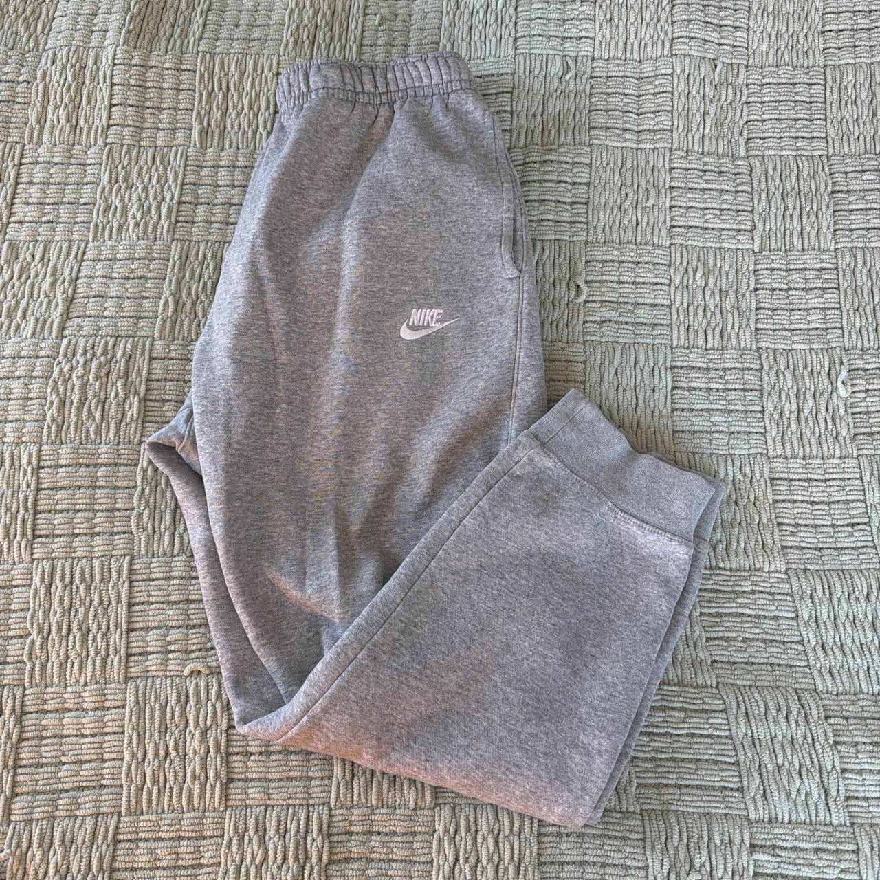 Nike Nike Men's Grey Joggers-tracksuits Size US 32 / EU 48 - 2 Thumbnail