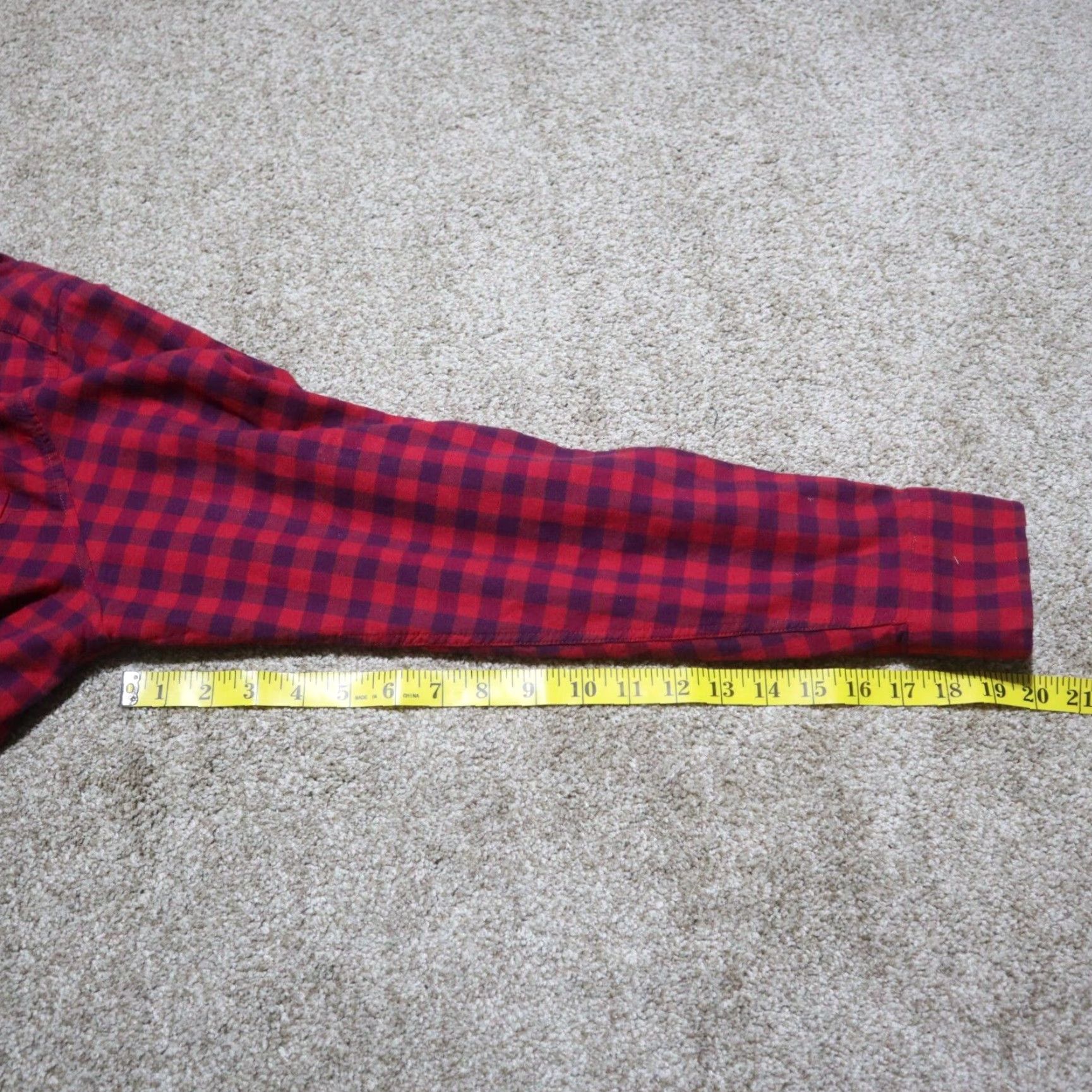 Vintage Vintage Saddlebred Red Plaid Cotton Button-Down Shirt Long Sleeve Men Large Casual Size US L / EU 52-54 / 3 - 6 Thumbnail