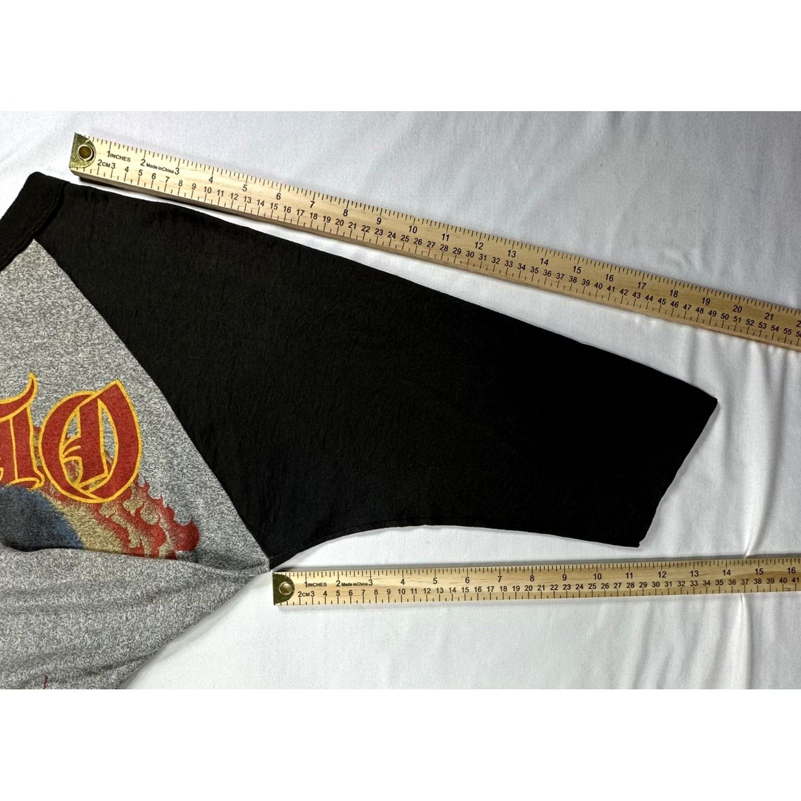 Glanshirt Vintage Dio Raglan Shirt Sz S 1985 Sacred Heart Tour Signal Tag, Gray Cotton Blend Size US S / EU 44-46 / 1 - 3 Thumbnail