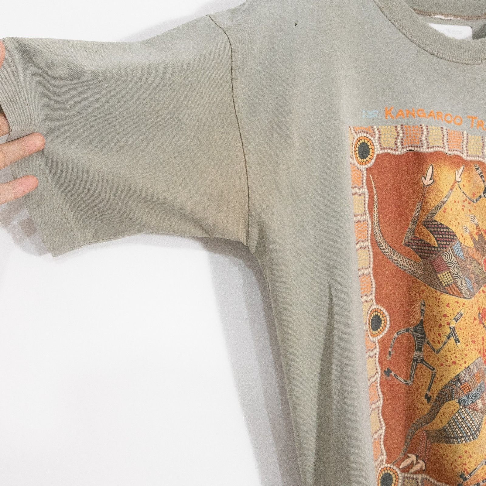 Vintage Vintage 90s Australian Aboriginal Art Tee L - Single Stitch Size US L / EU 52-54 / 3 - 5 Thumbnail