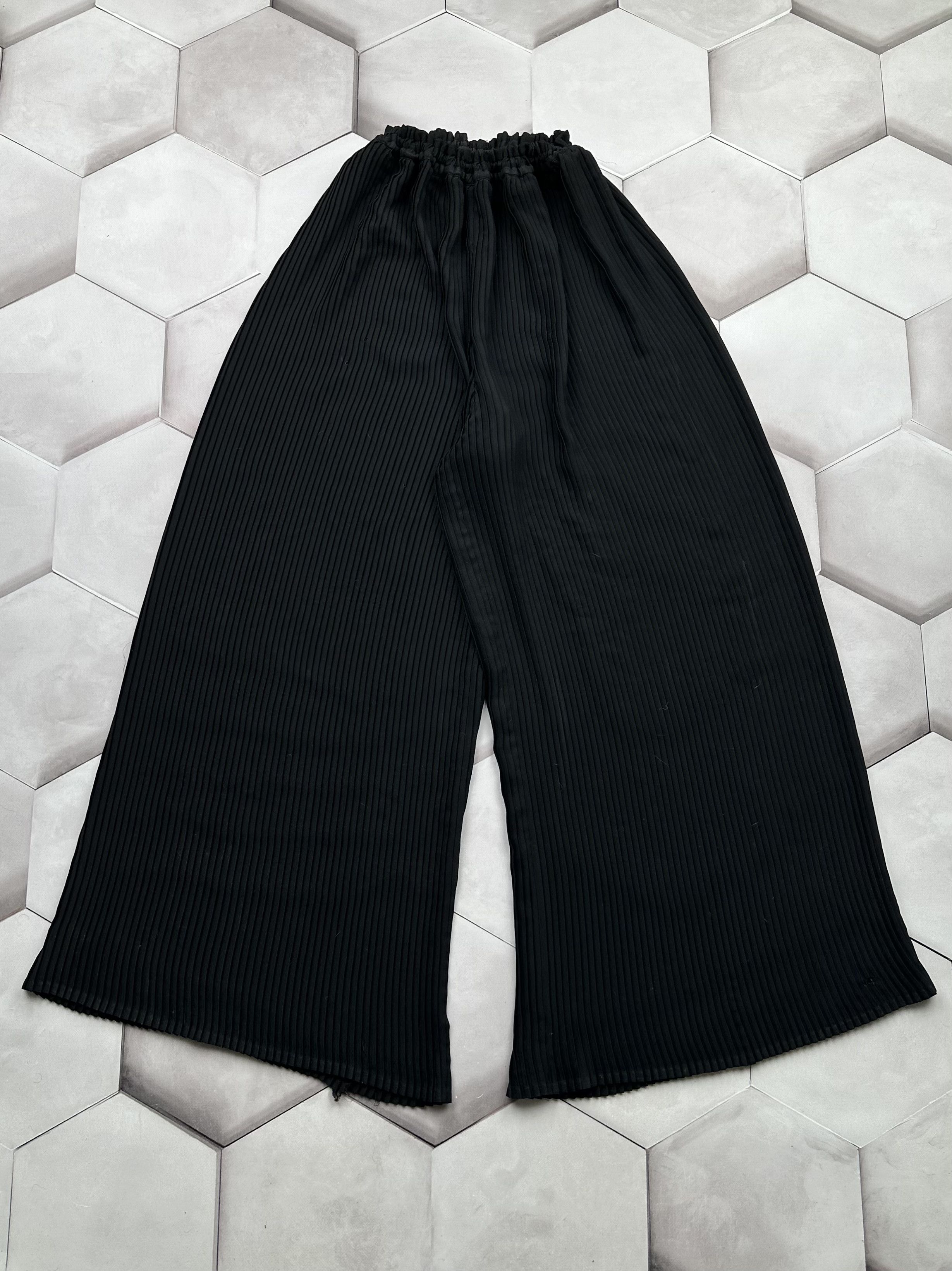 image of Avant Garde x Vintage Plisse Parachute Pants in Black, Men's (Size 30)