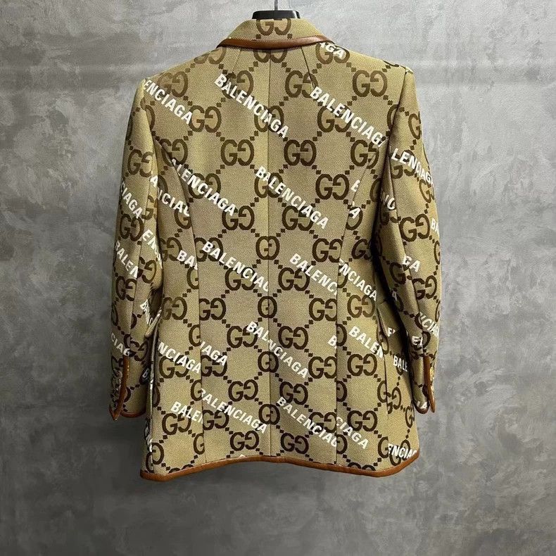 Gucci guccibalenciaga's latest brown logo jacket-2507 Size US L / EU 52-54 / 3 - 8 Thumbnail