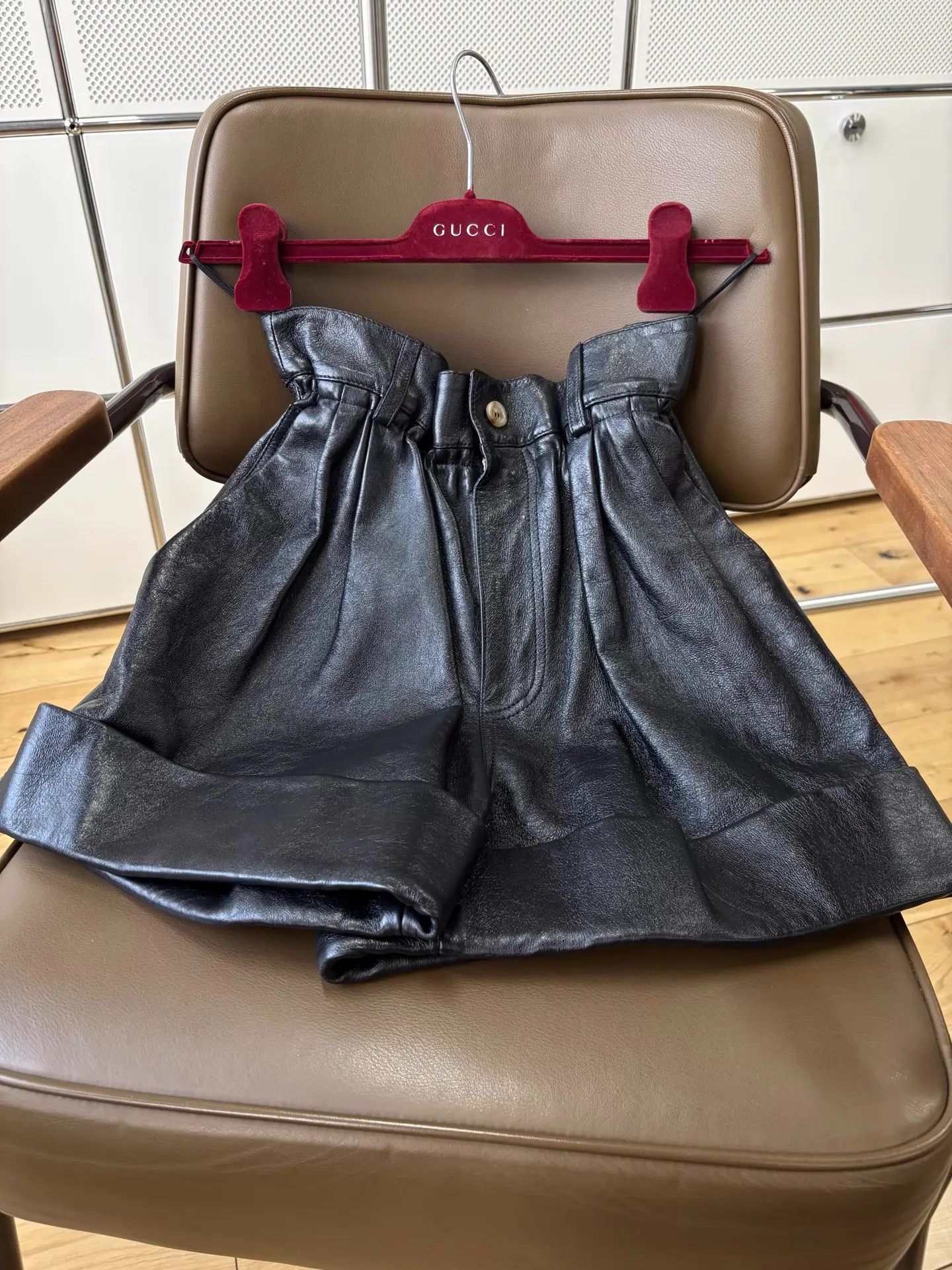 Miu Miu MIUMIU black ruffled waist cuffed leg lambskin short IT40 Size 27" / US 4 / IT 40 - 1 Thumbnail