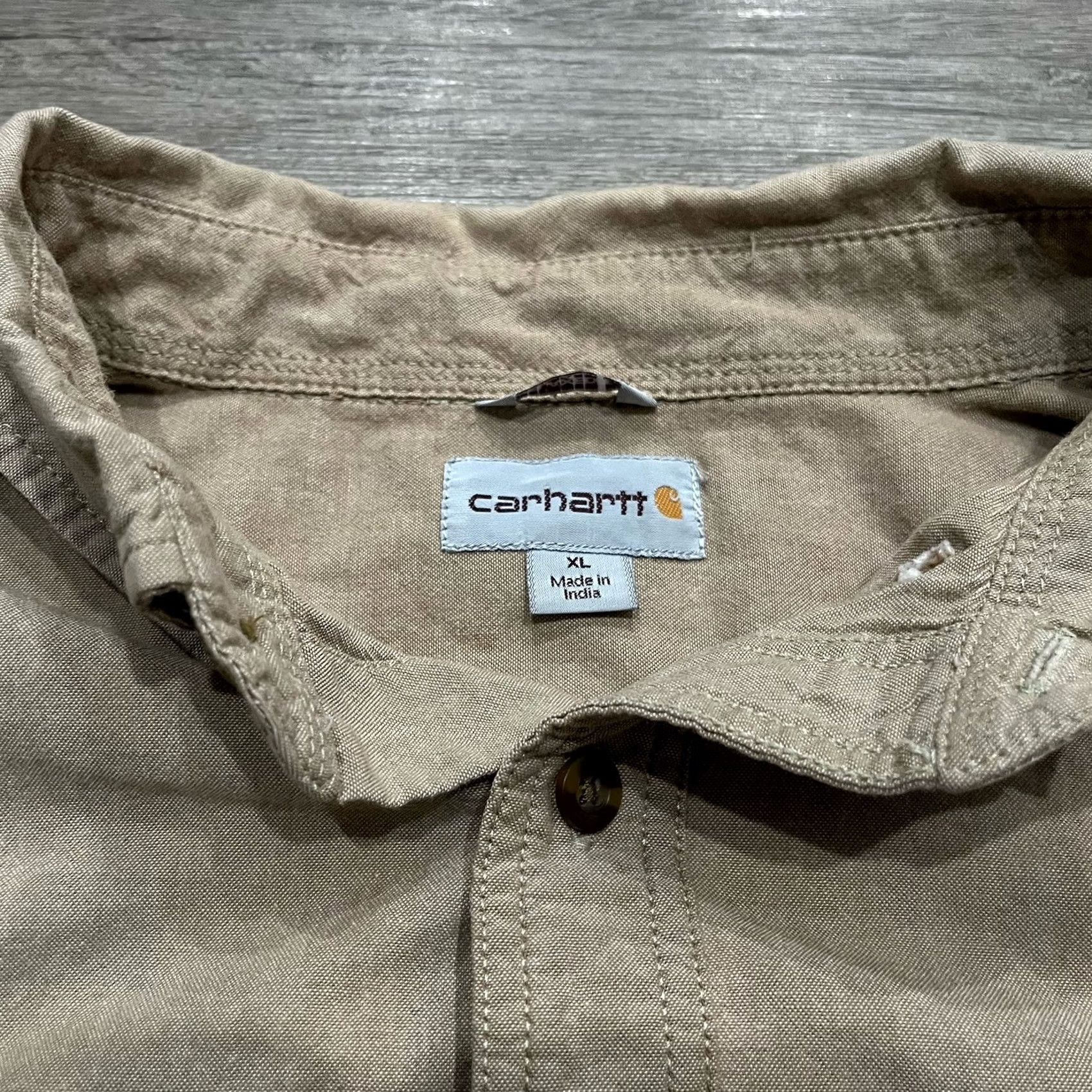 Carhartt Carhartt Shirt Button-Up Cotton Tan Short Sleeve XL Regular Fit Men Logo Workwear Beige Size US XL / EU 56 / 4 - 8 Thumbnail