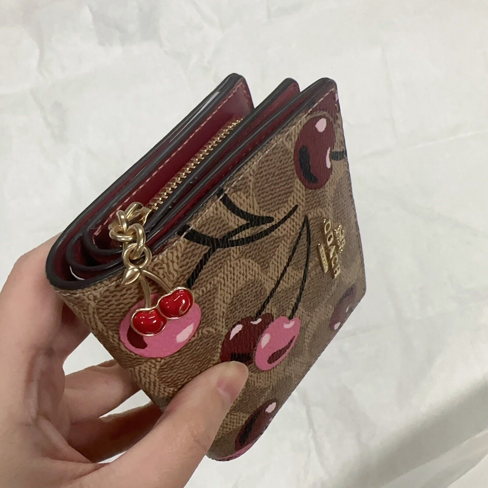 Coach NWT Limited Coach Snap Wallet CZ347 Canvas Pink Cherry Size ONE SIZE - 6 Thumbnail
