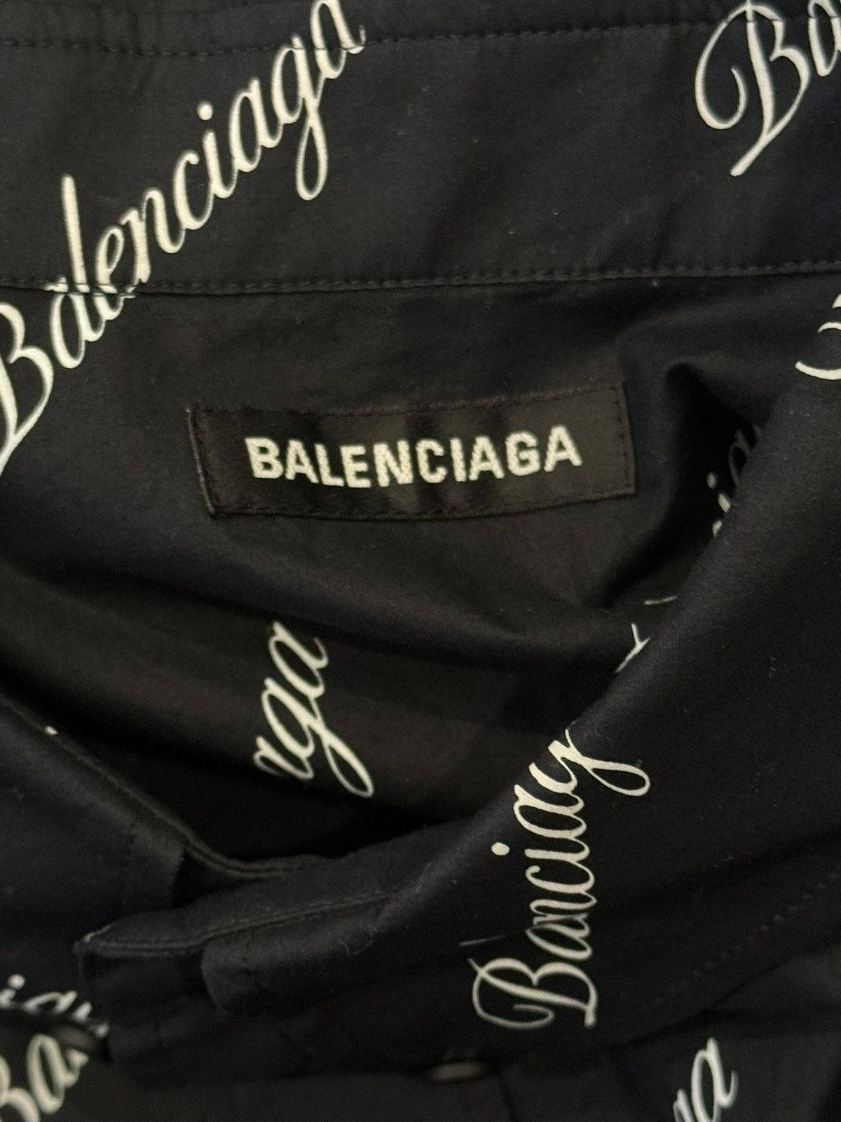Balenciaga Balenciaga Script Poplin Shirt Size US L / EU 52-54 / 3 - 8 Thumbnail