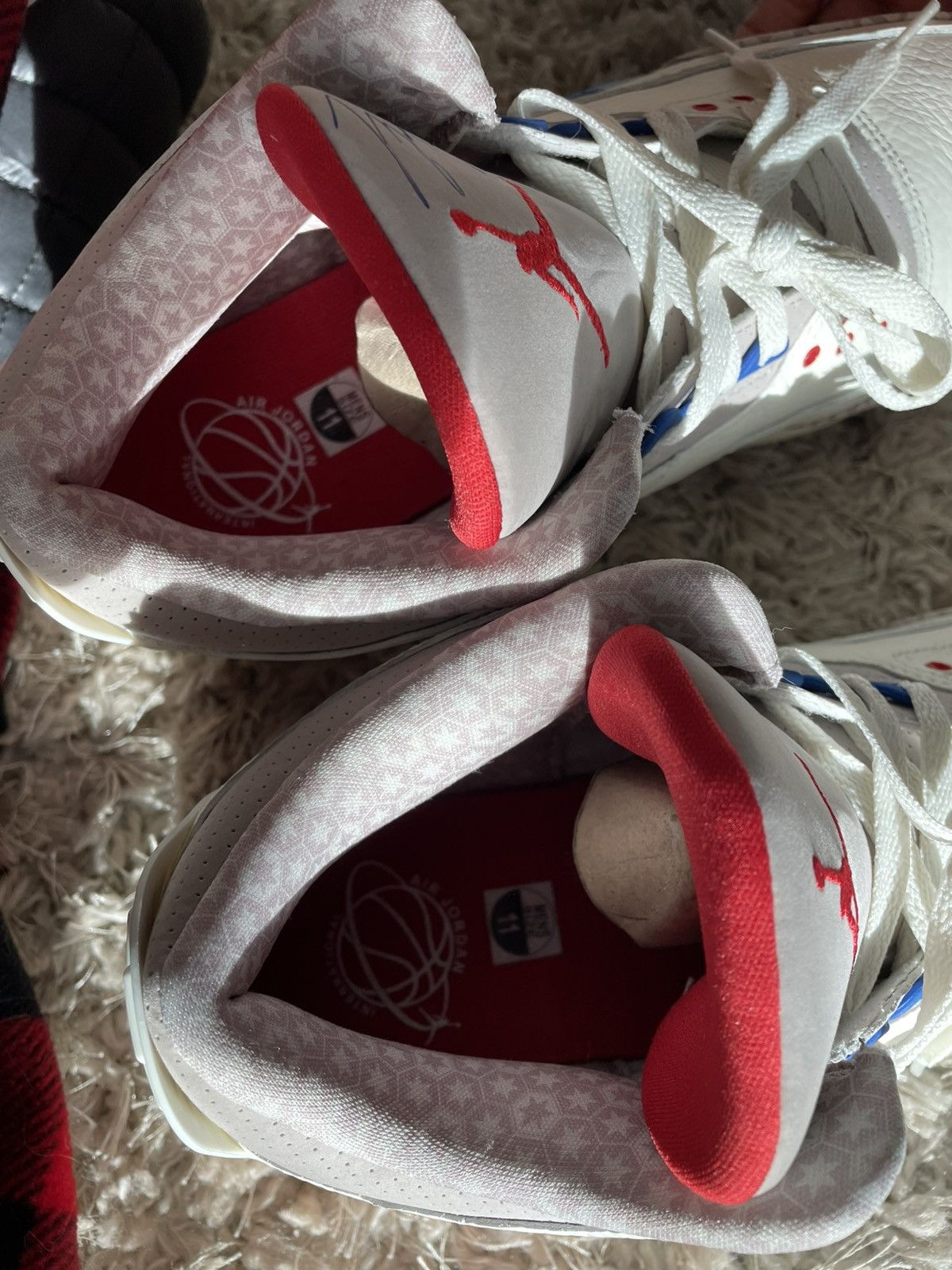 Jordan Brand Jordan 3 International Flight Size US 11 / EU 44 - 11 Thumbnail