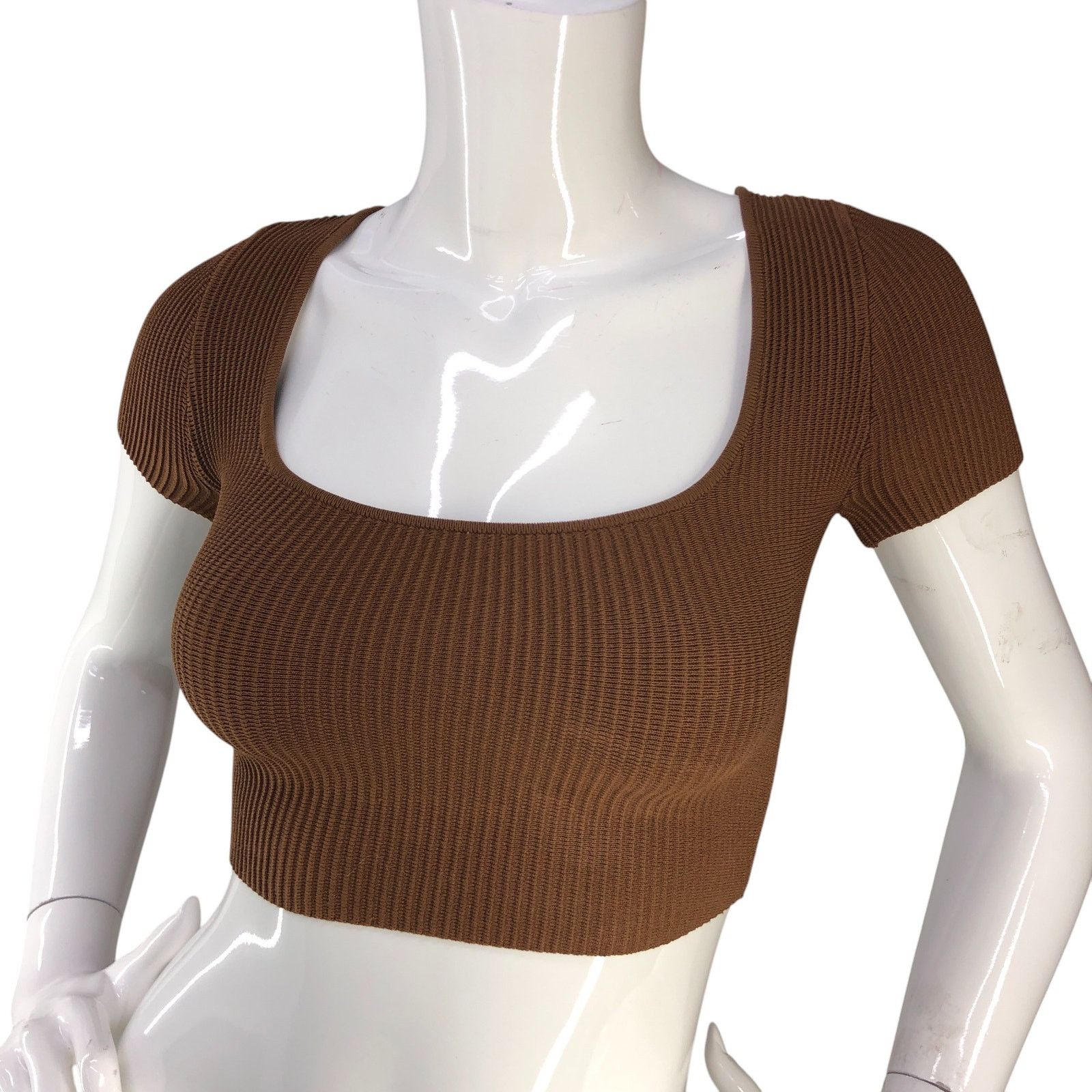 Aritzia Aritzia Babaton Size 2XS Top Sculpt Knit Square Neck Crop Size XXS / US 00 / IT 34 - 1 Thumbnail
