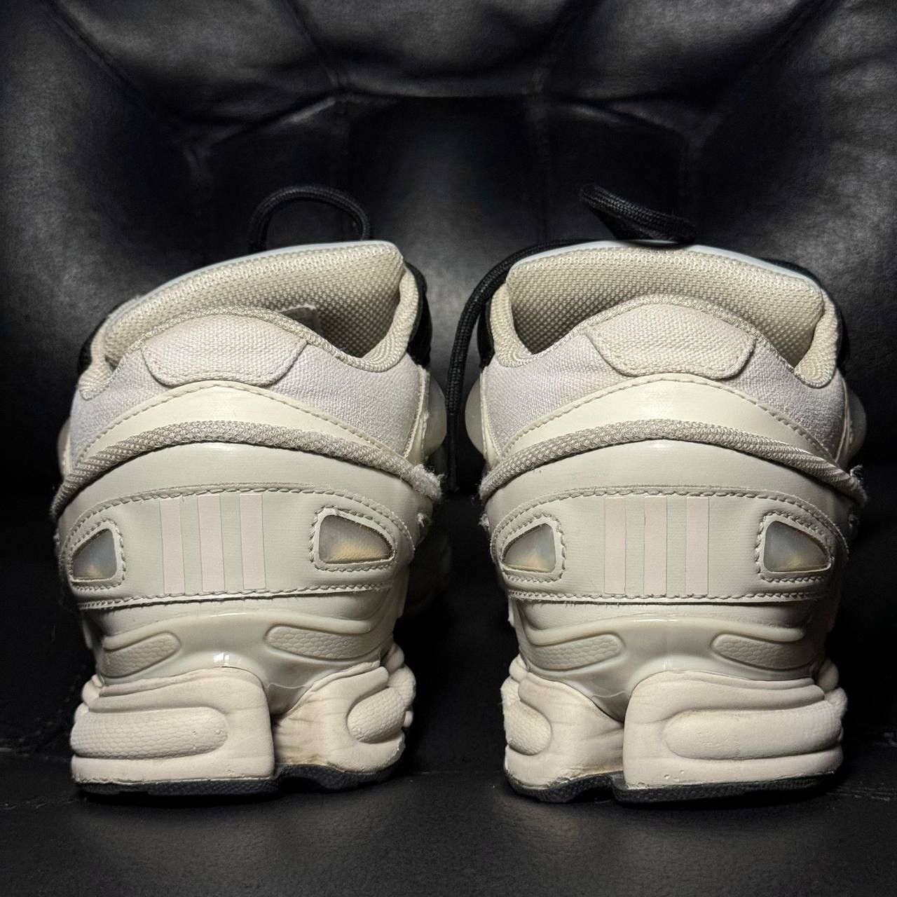Adidas × Raf Simons Adidas Raf Simons ozweego Cream White Size US 7.5 / EU 40-41 - 2 Thumbnail