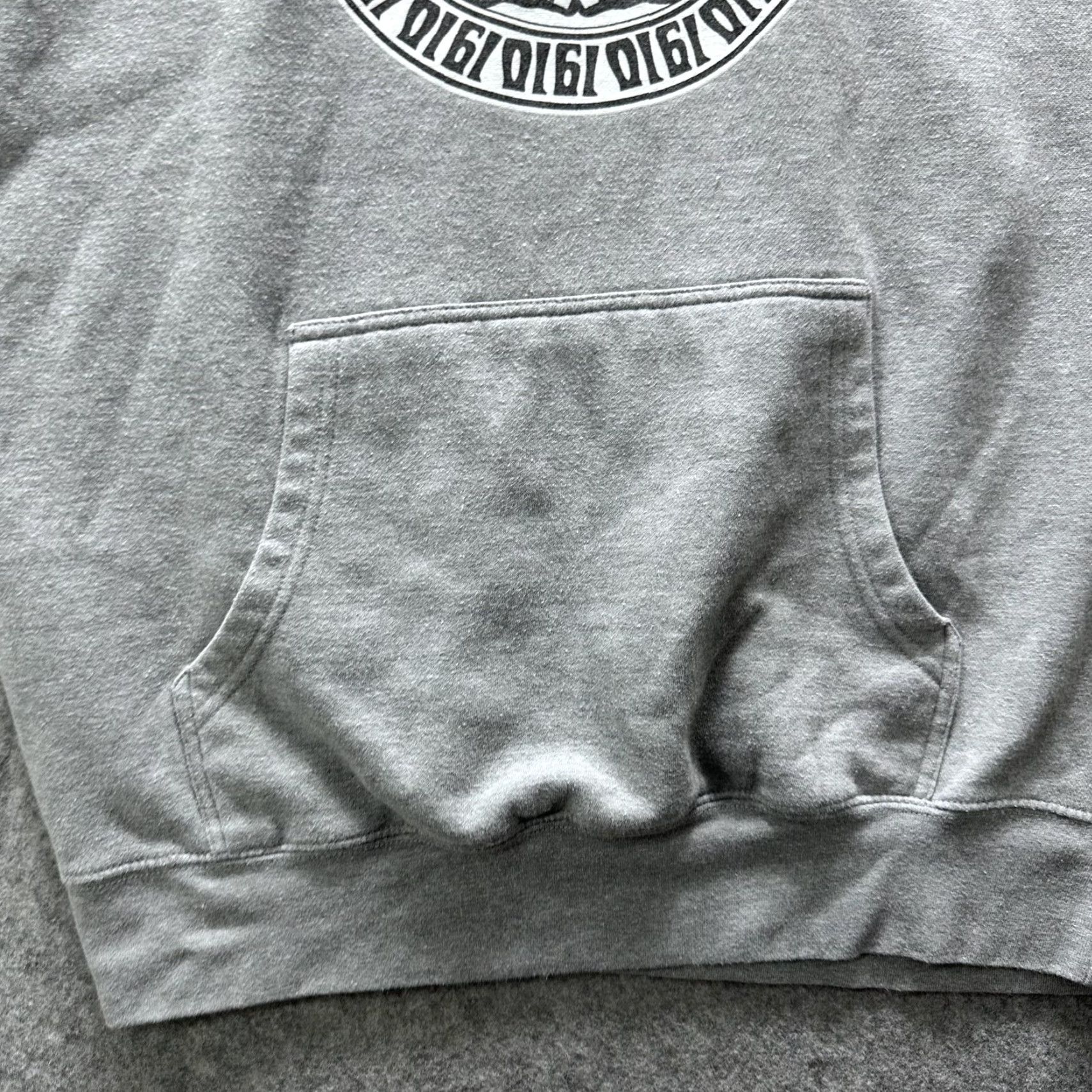 Vintage All Seeing Eye Hoodie Mens Medium Gray Binary Skate 1910 Pullover Sweatshirt Size US M / EU 48-50 / 2 - 5 Thumbnail
