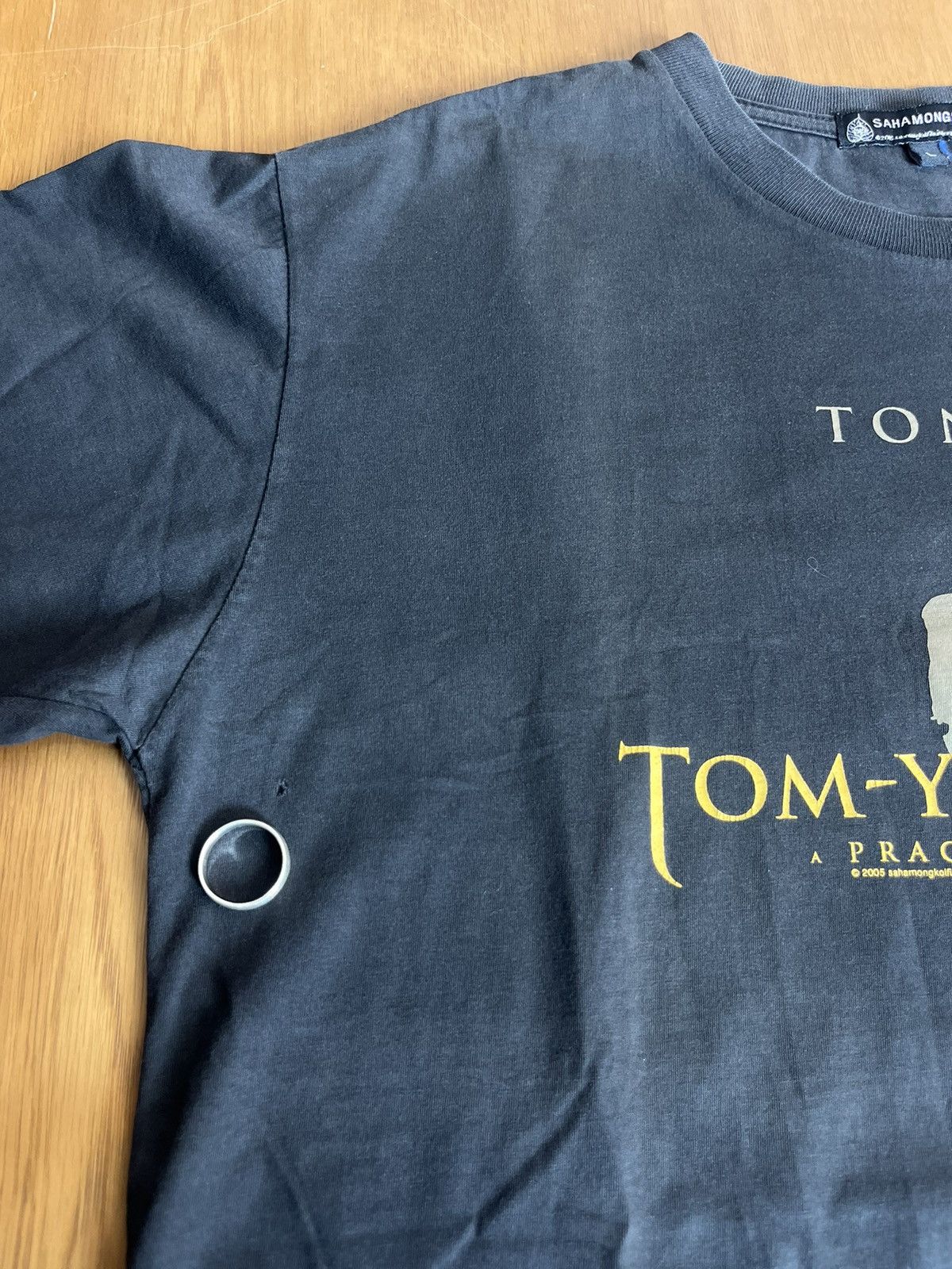 Arts & Science Vtg TOM-YUM-GOONG Tony Jaa 2005’s Promo Film Tshirt Size US L / EU 52-54 / 3 - 12 Thumbnail