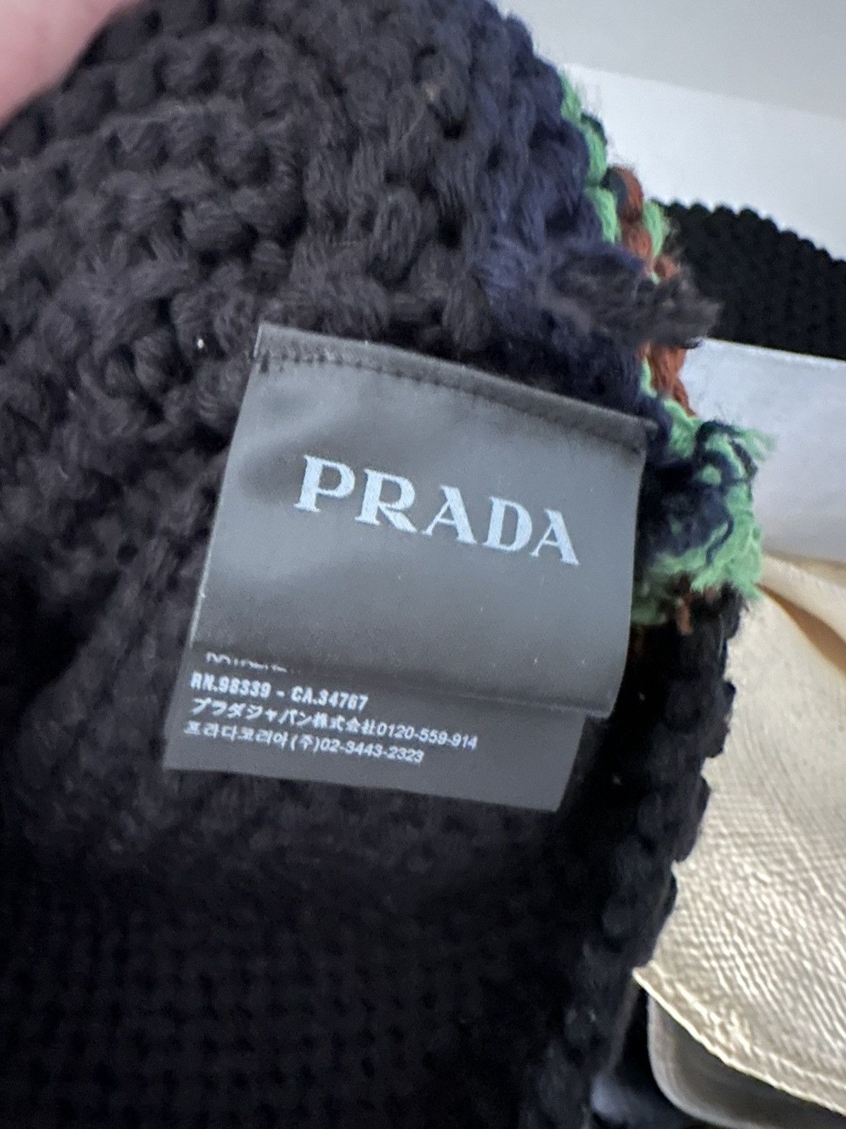 Prada fw17 runway knit