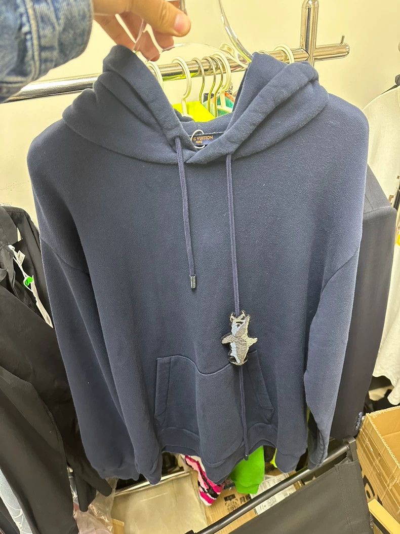 Louis Vuitton Louis Vuitton Dark blue hooded sweatshirt Size US L / EU 52-54 / 3 - 1 Thumbnail