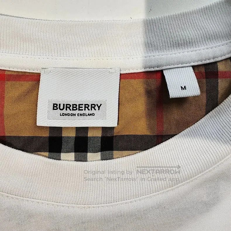 Burberry Burberry White Check Sleeve Short. Size US M / EU 48-50 / 2 - 7 Thumbnail