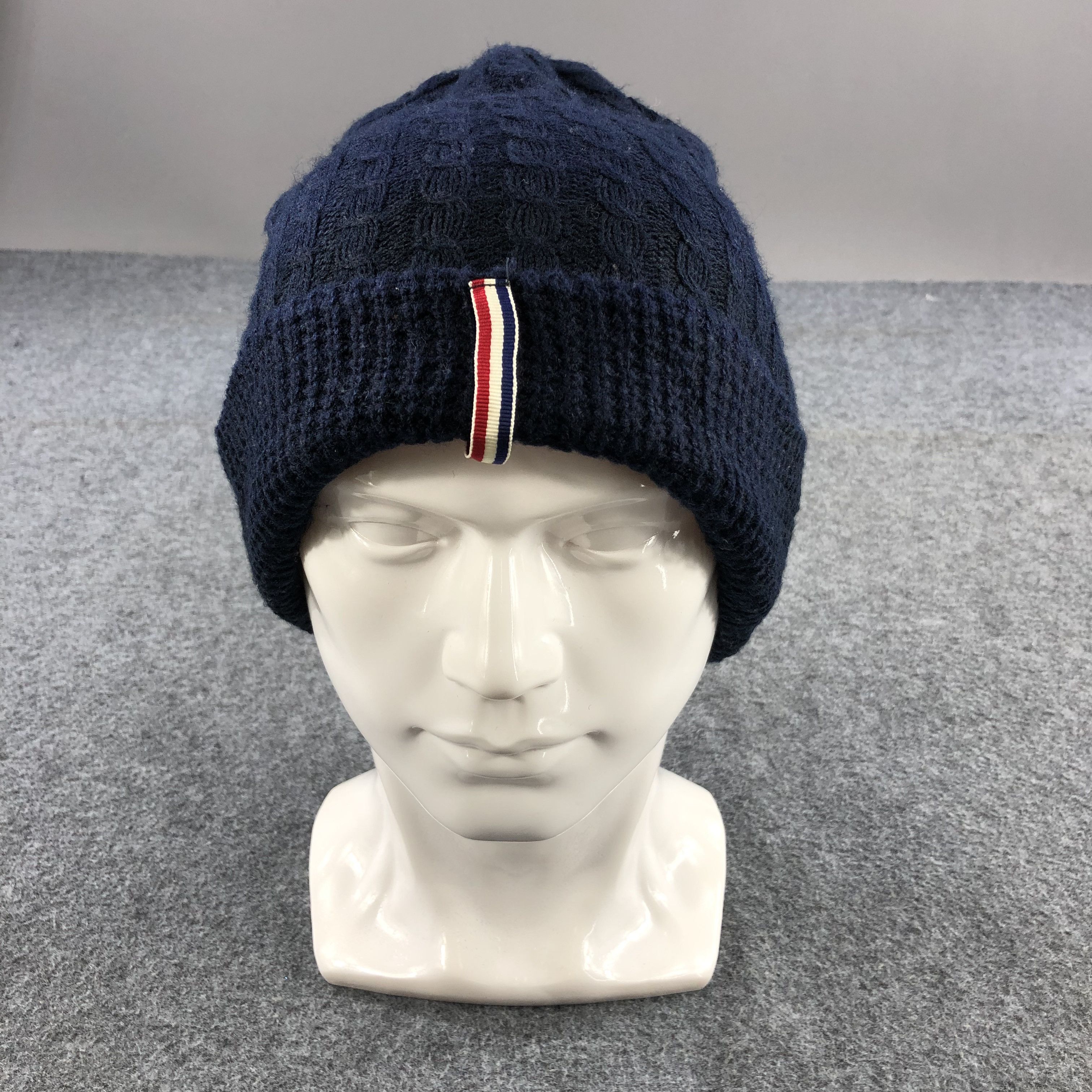Tommy Hilfiger Tommy Cable Knit Beanie Snowcap Snow Hat Winter Hat B178 Size ONE SIZE - 1 Thumbnail