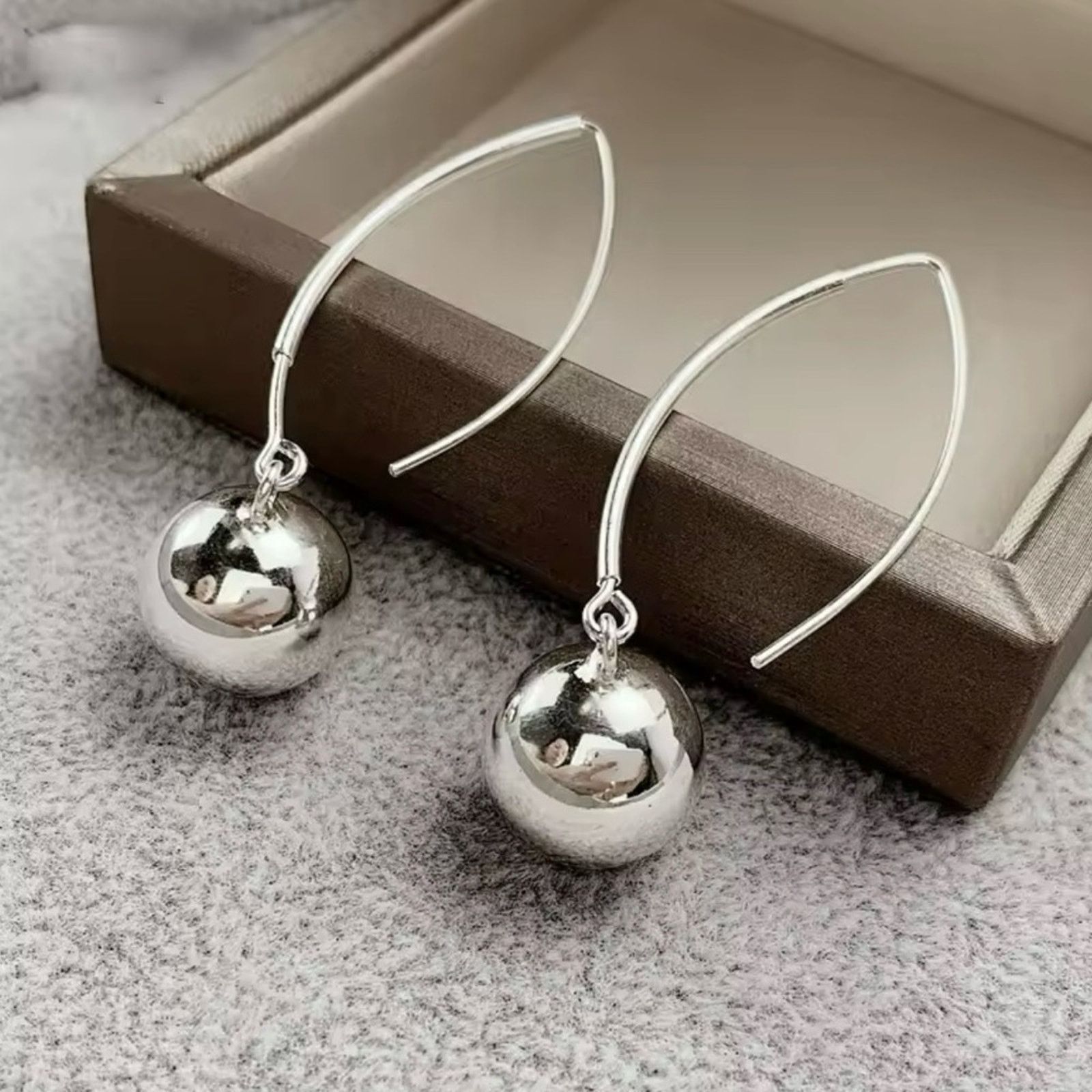 Other COPY - Silver Vintage Drop Ball Earrings Size ONE SIZE - 1 Thumbnail