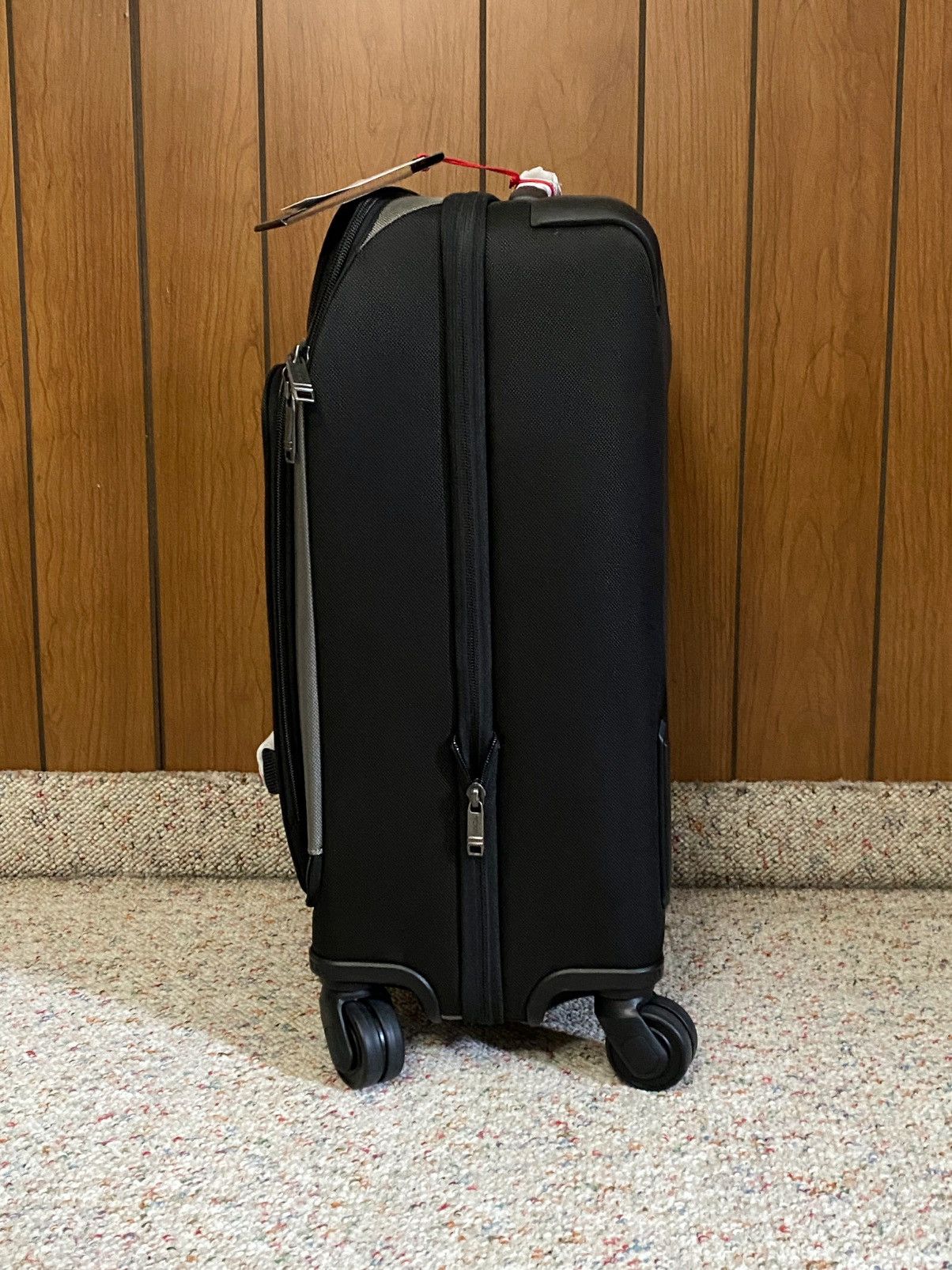 Tumi TUMI Merge International Front Lid Four-Wheel Carry-On Size ONE SIZE - 4 Thumbnail